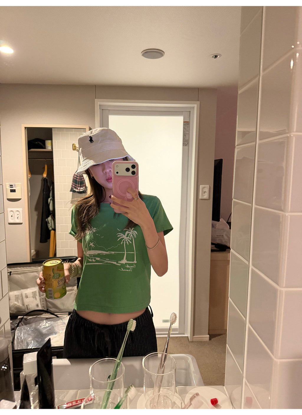 LelyMooch パームツリークロップドTシャツ  LEM376