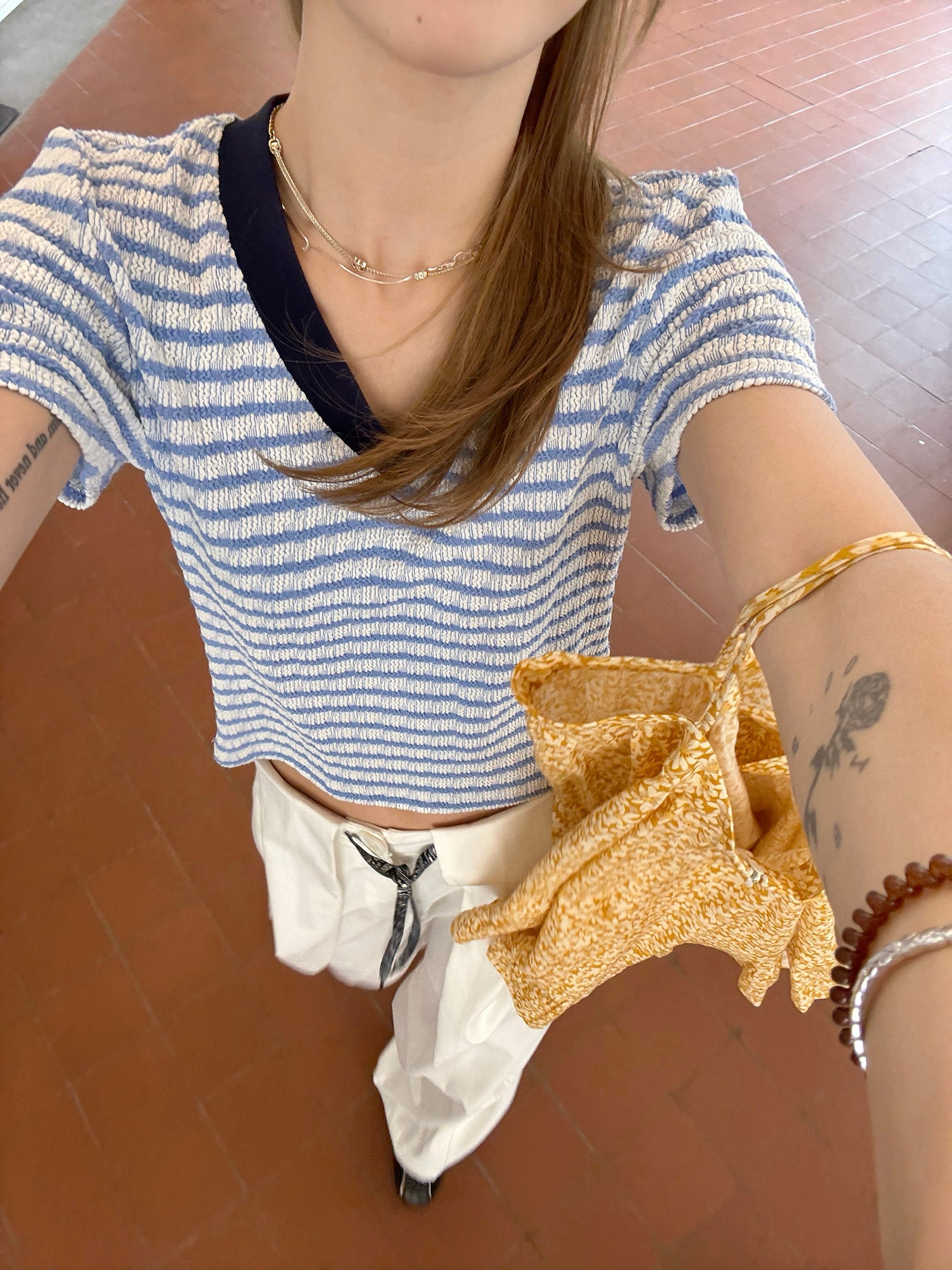 LelyMooch 　ボーダーVネック【夏の推しトップス】LEM154