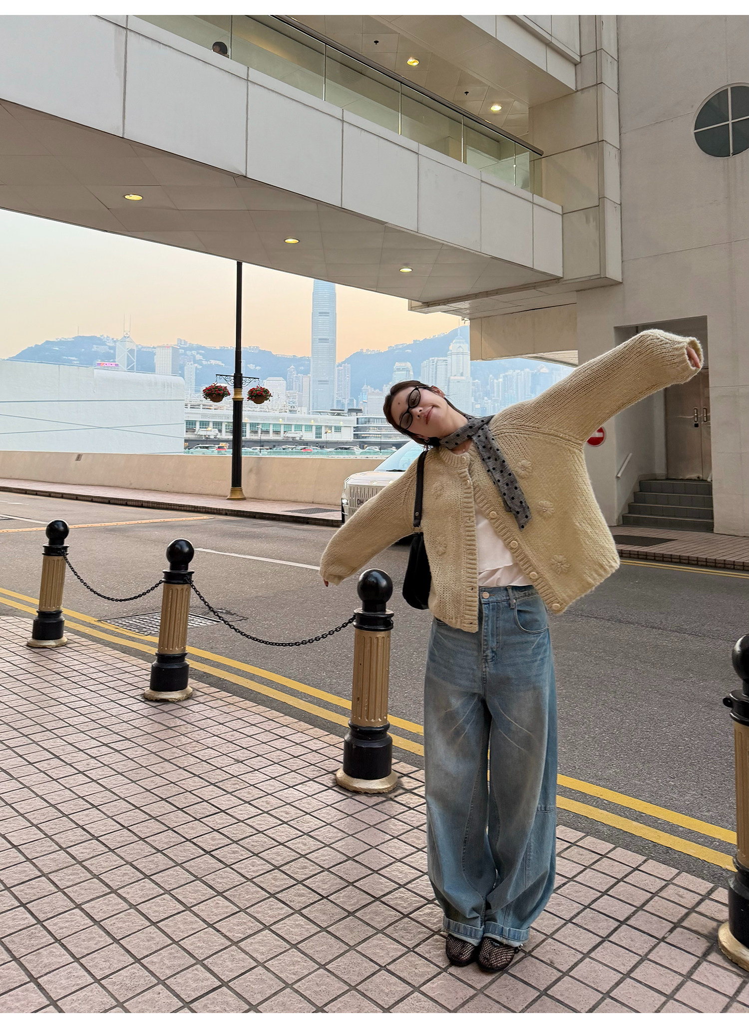 LelyMooch 立体フラワー編み ウール混ニットカーディガン LEM324