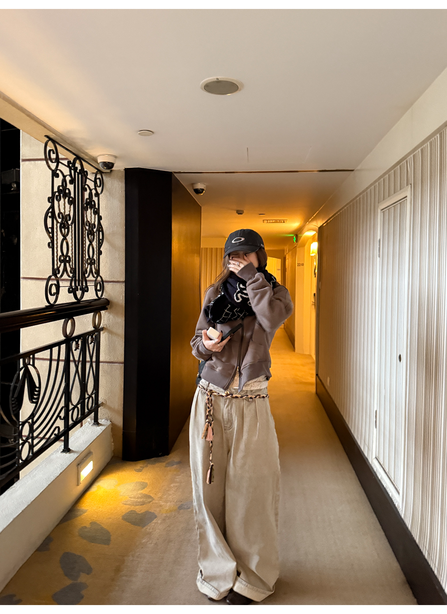 LelyMooch 韓ストムード アッシュホワイトデニム  LEM270