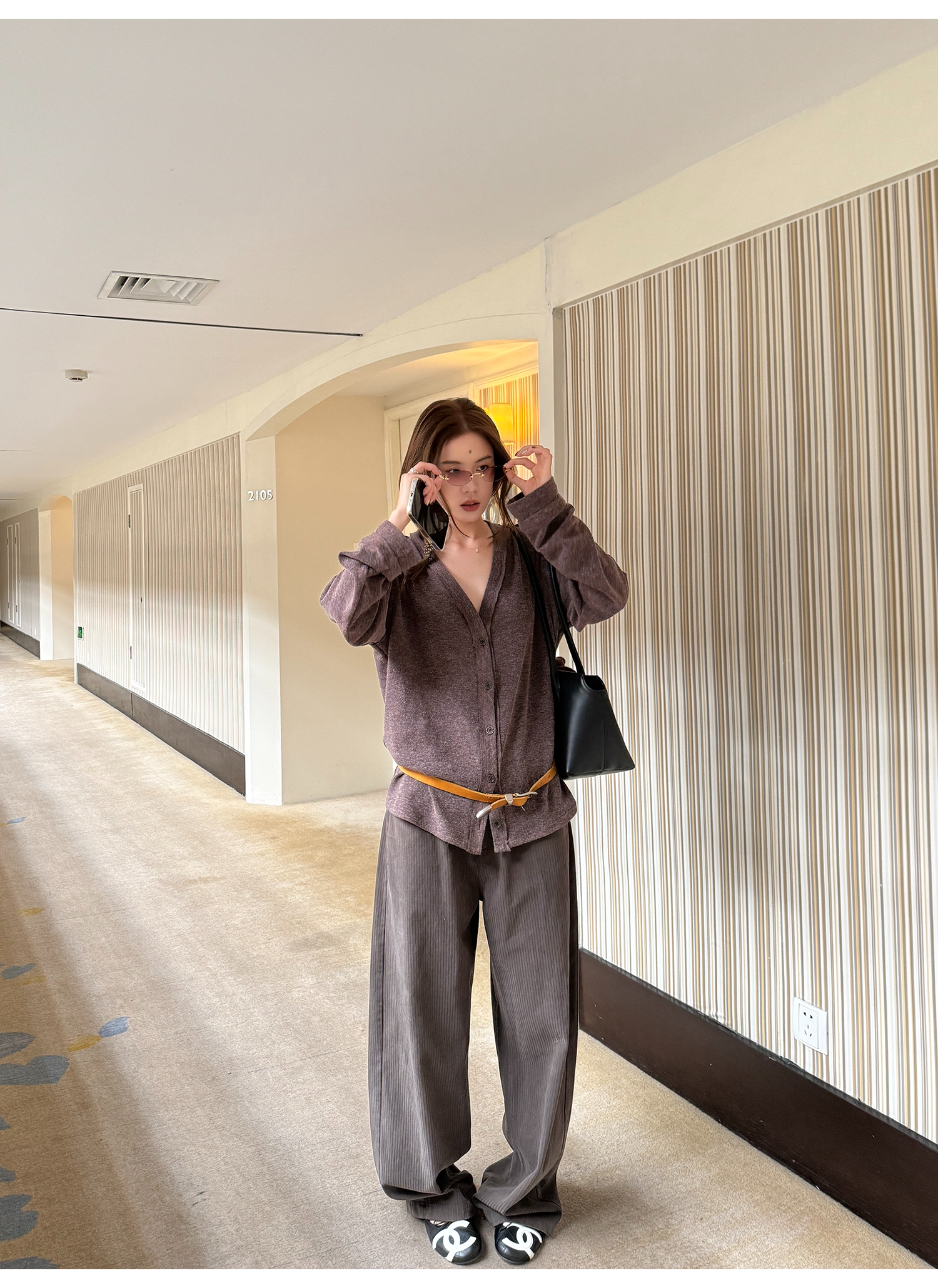 LelyMooch Vネック フェイクウールカーディガン 秋LEM234