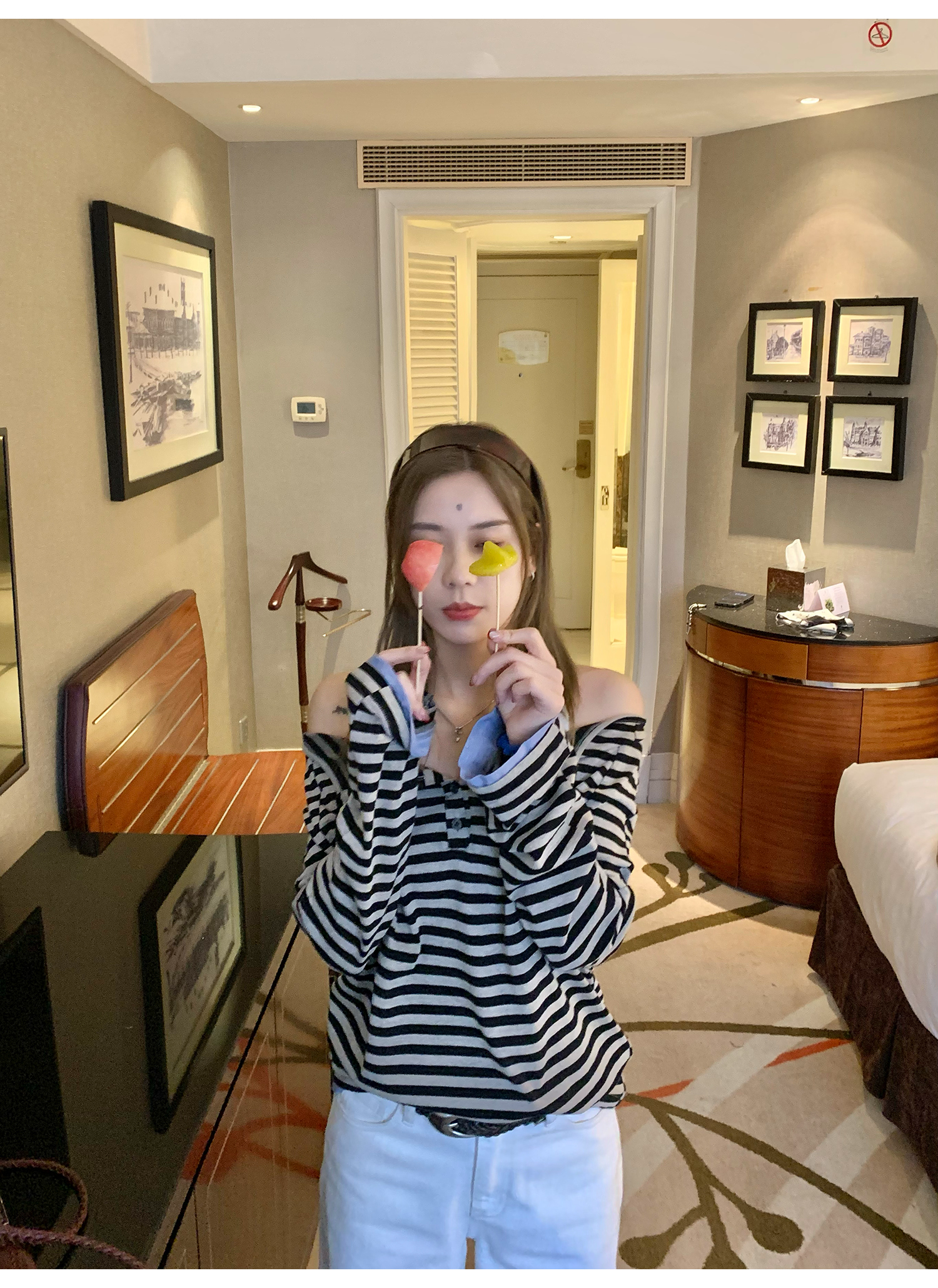 LelyMooch  オフショルダー ストライプ ロンTシャツ  LEM120