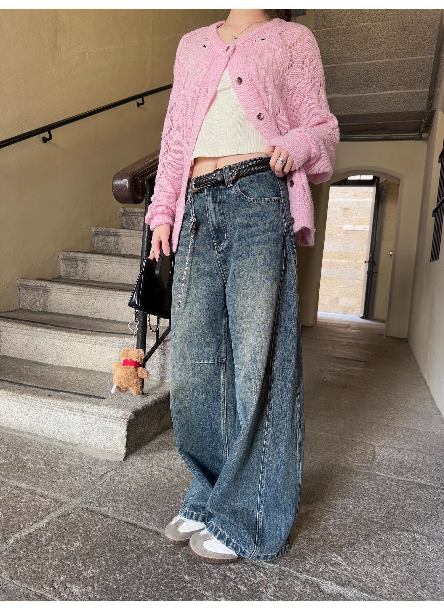 LelyMooch  ウォッシュブルーのジーンズ  LEM087