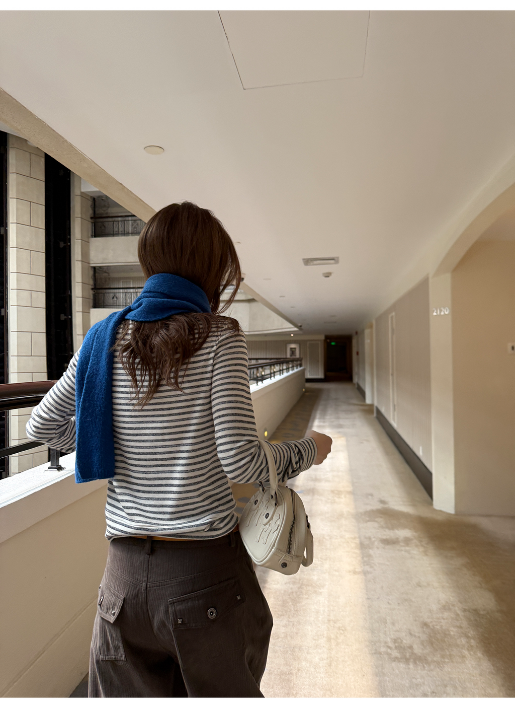 LelyMooch ふんわりグレーボーダーニット  LEM240