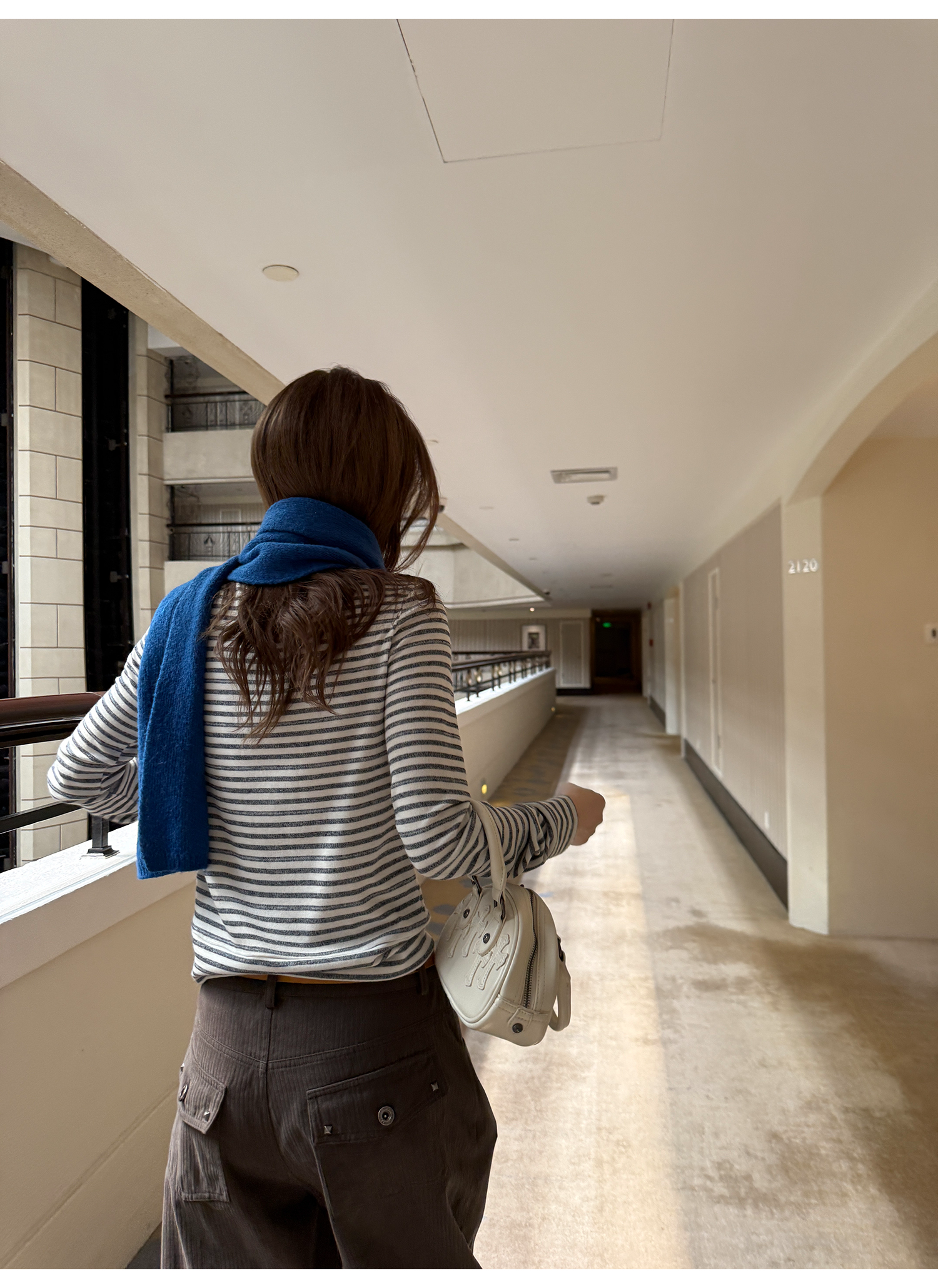 LelyMooch ふんわりグレーボーダーニット  LEM240