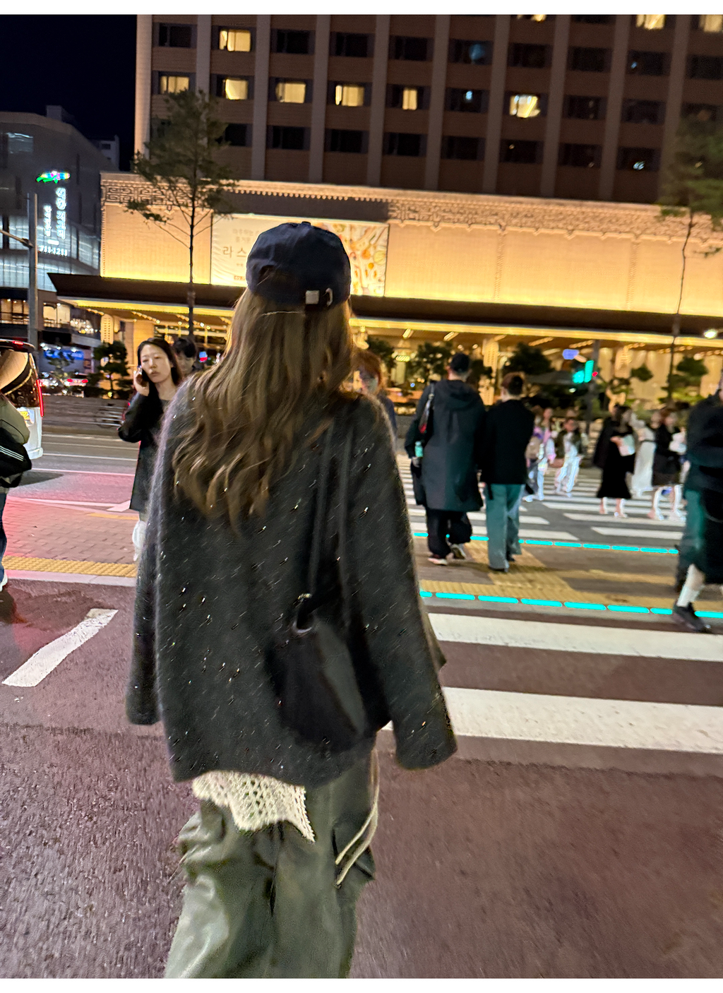 LelyMooch スパンコール入りカシミヤ混ニット  LEM267