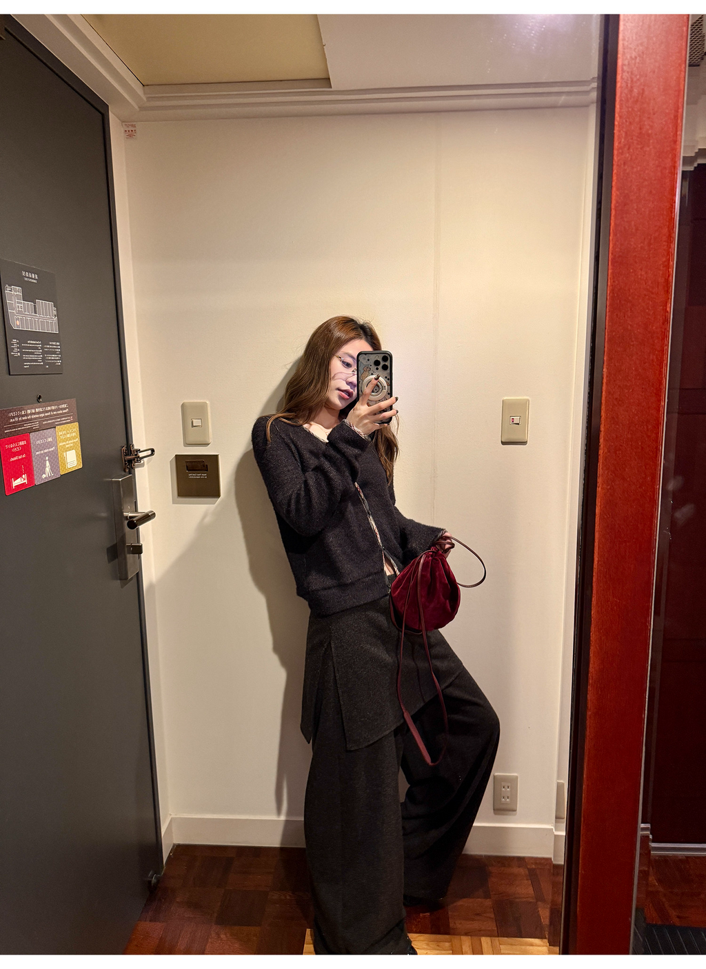 LelyMooch チェック柄パイピング ニット  LEM293