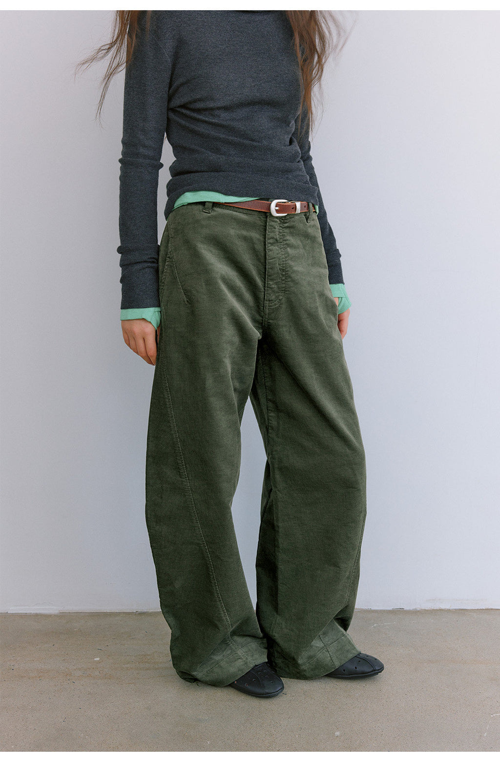 プレミアムコーデュロイ カーブパンツ  LOM109