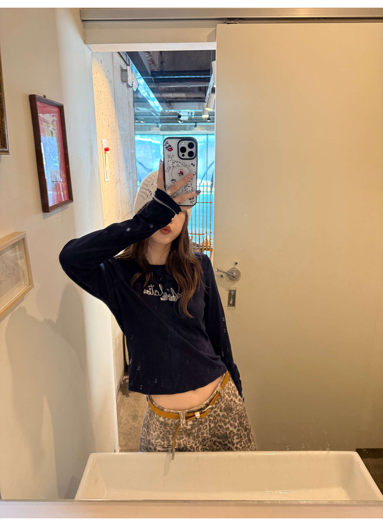 LelyMooch 配色ロゴ入りショート丈Tシャツ  LEM228