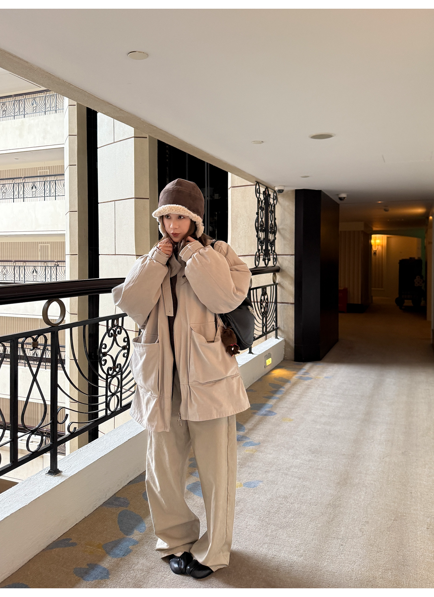 LelyMooch ペイズリー柄 キルティング立ち襟コート   LEM233