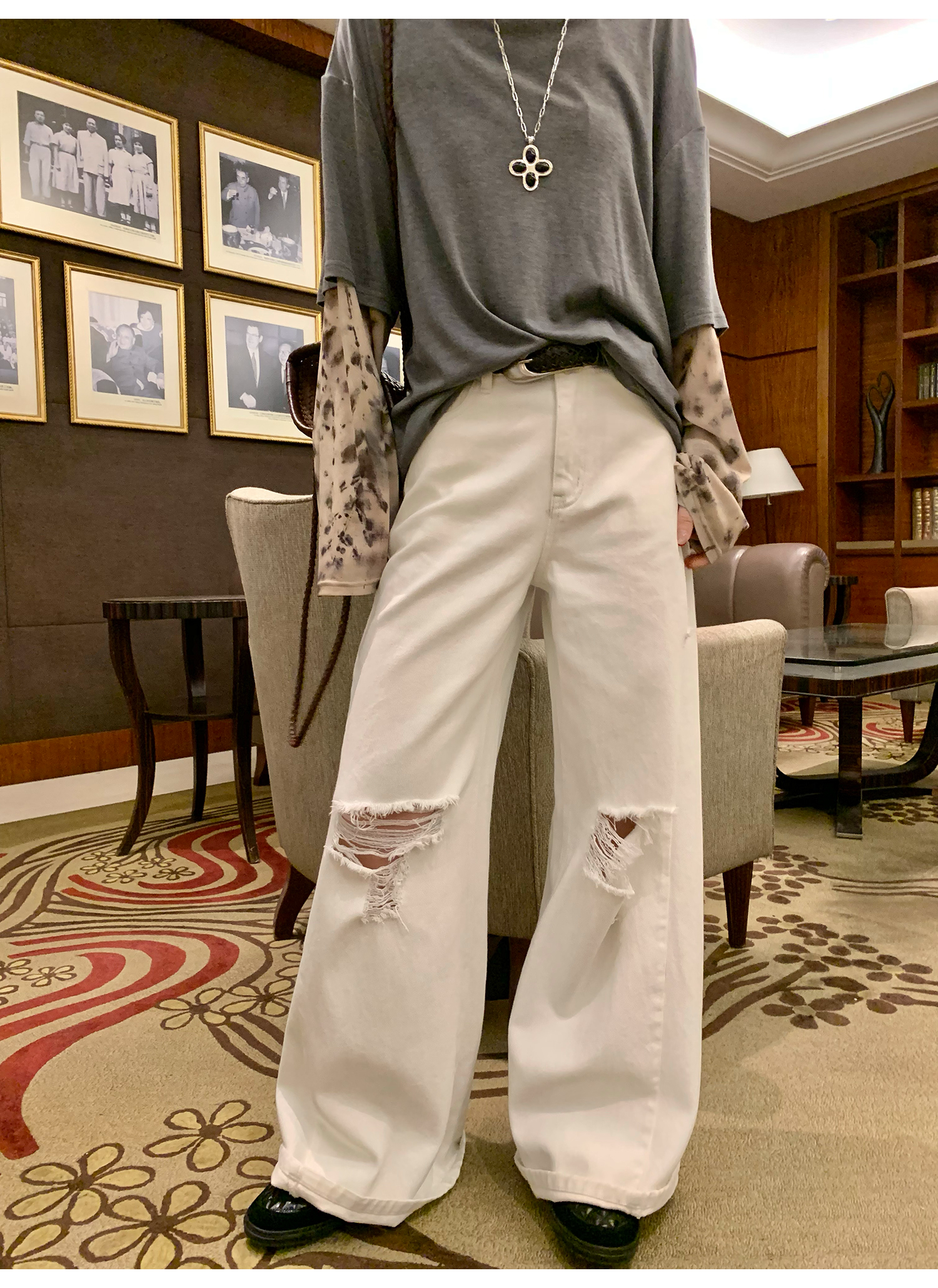 LelyMooch  ホワイト ワイドパンツ（ダメージ加工） LEM116