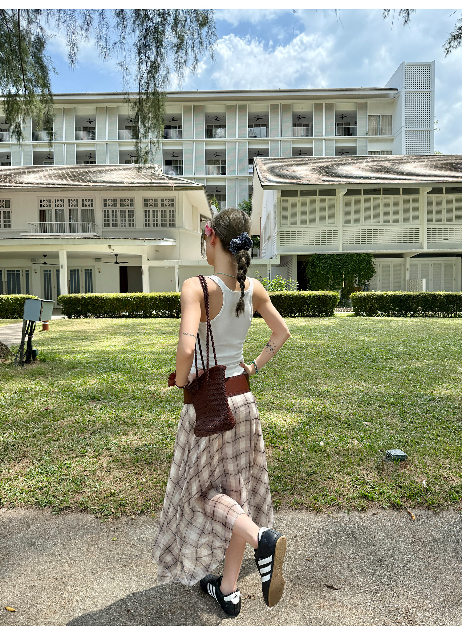 LelyMooch  水彩花柄プリントのリブベスト  LEM095