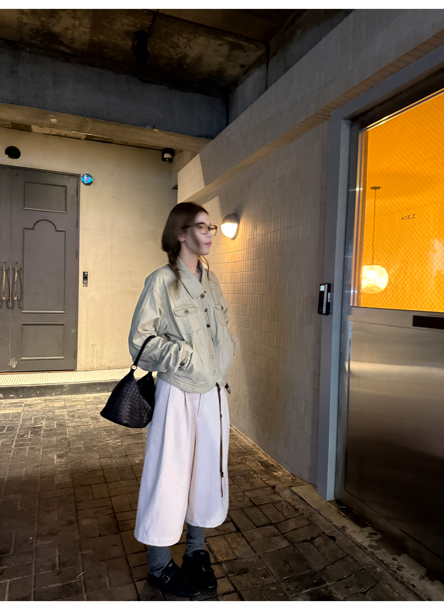 LelyMooch 起毛コットン ベージュクロップドパンツ  LEM255