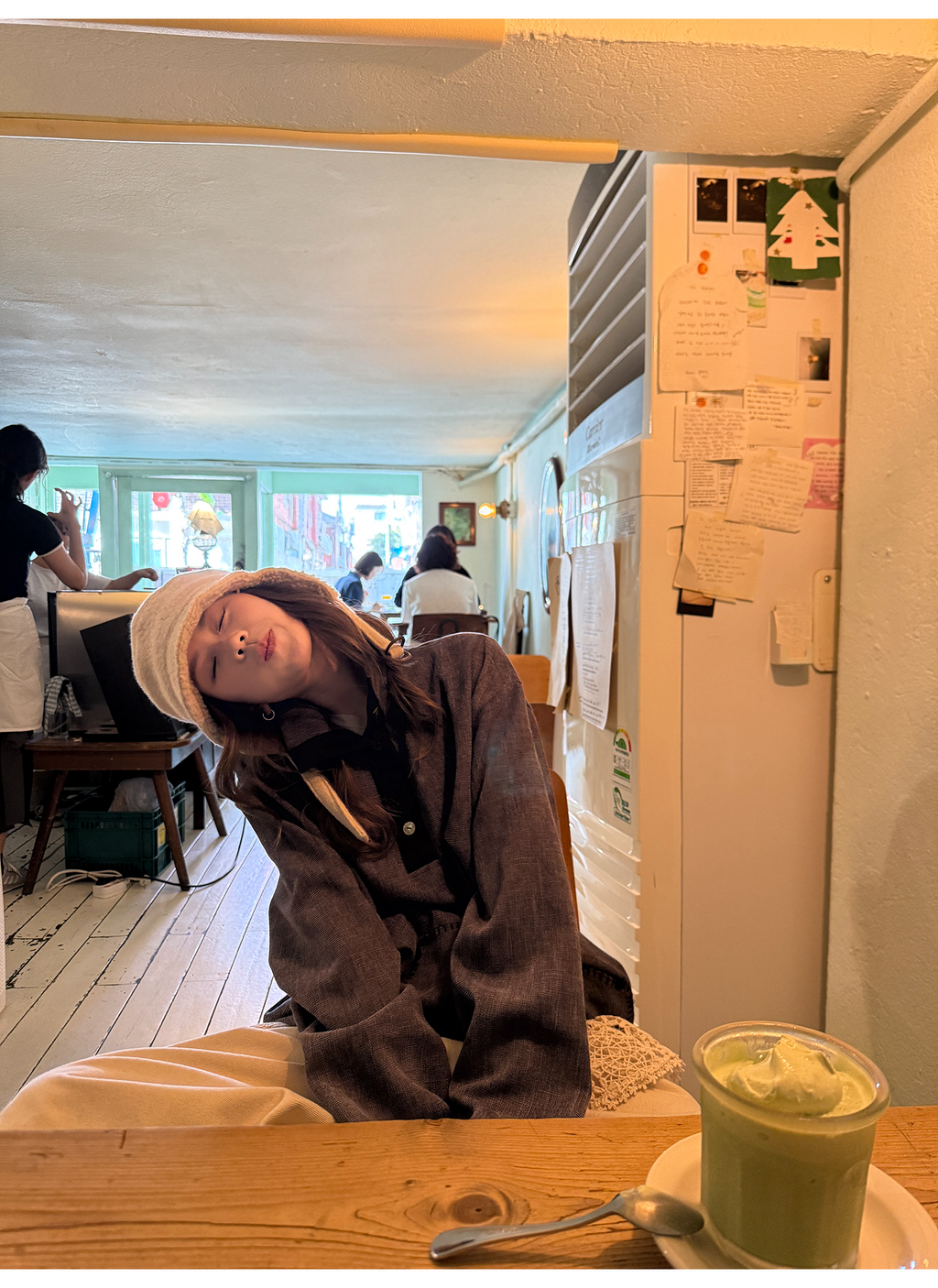 LelyMooch ステッチ入り立ち襟スウェット  LEM253