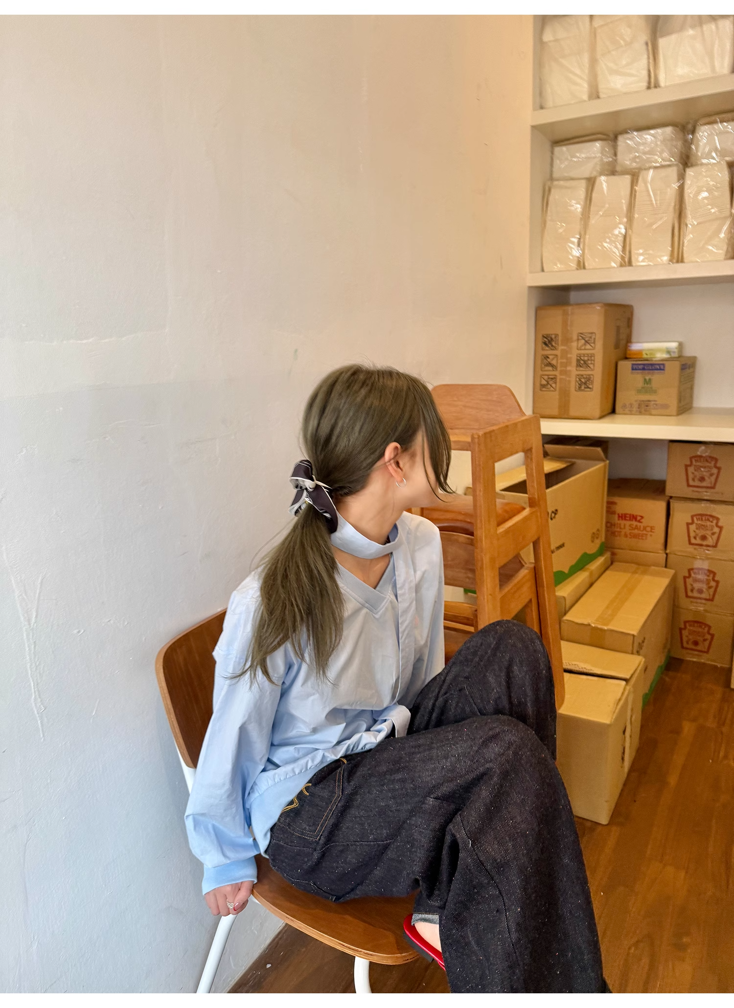 LelyMooch  スポーツカジュアル Vネック刺繍プルオーバー  LEM099