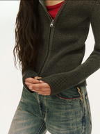 Maglione lavorato a maglia obliquo a mezza altezza con zip e struttura LOM036