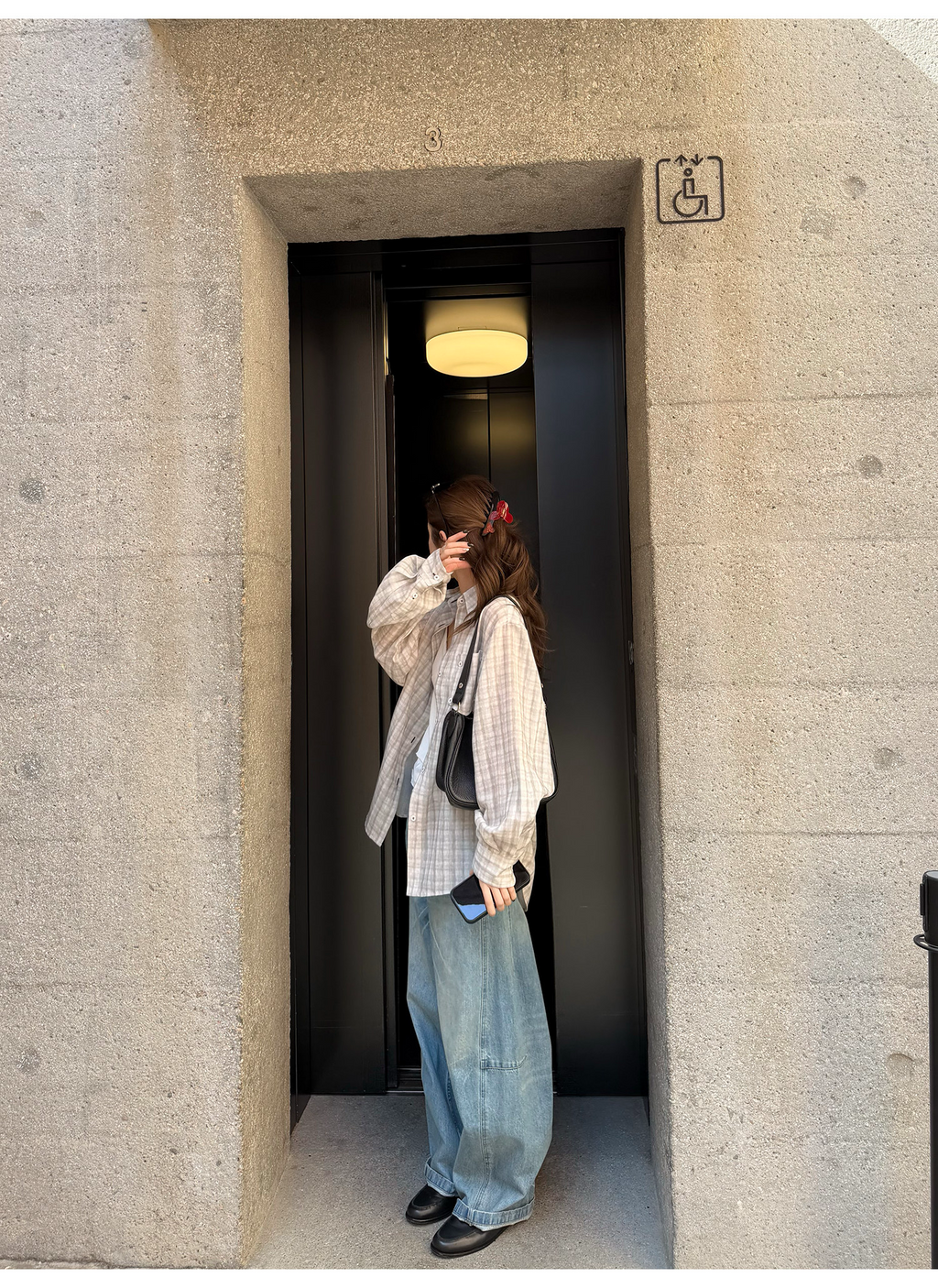 LelyMooch 春夏ムード漂う ひび割れ加工 カーブデニム  LEM316