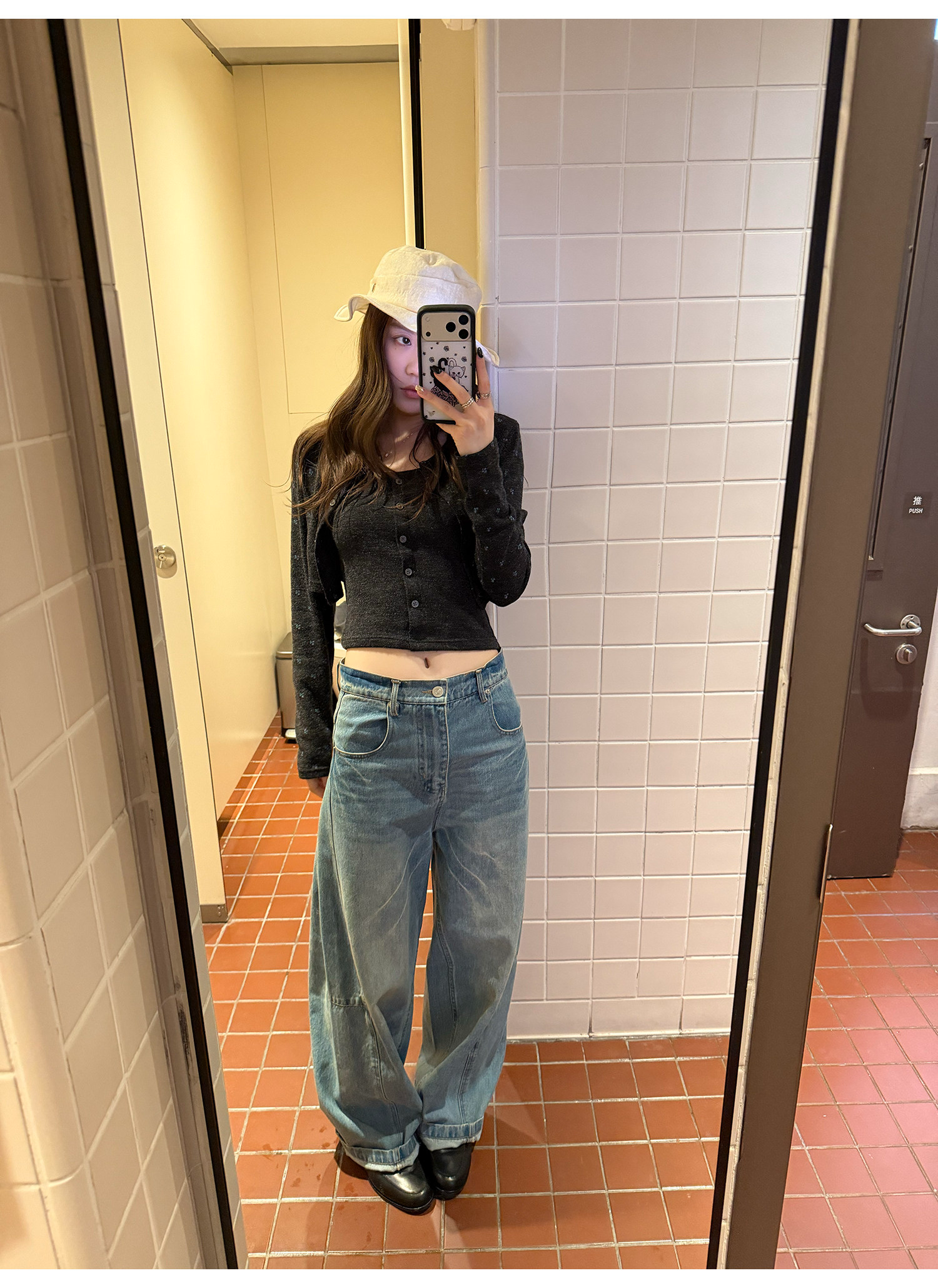 LelyMooch 春夏ムード漂う ひび割れ加工 カーブデニム  LEM316