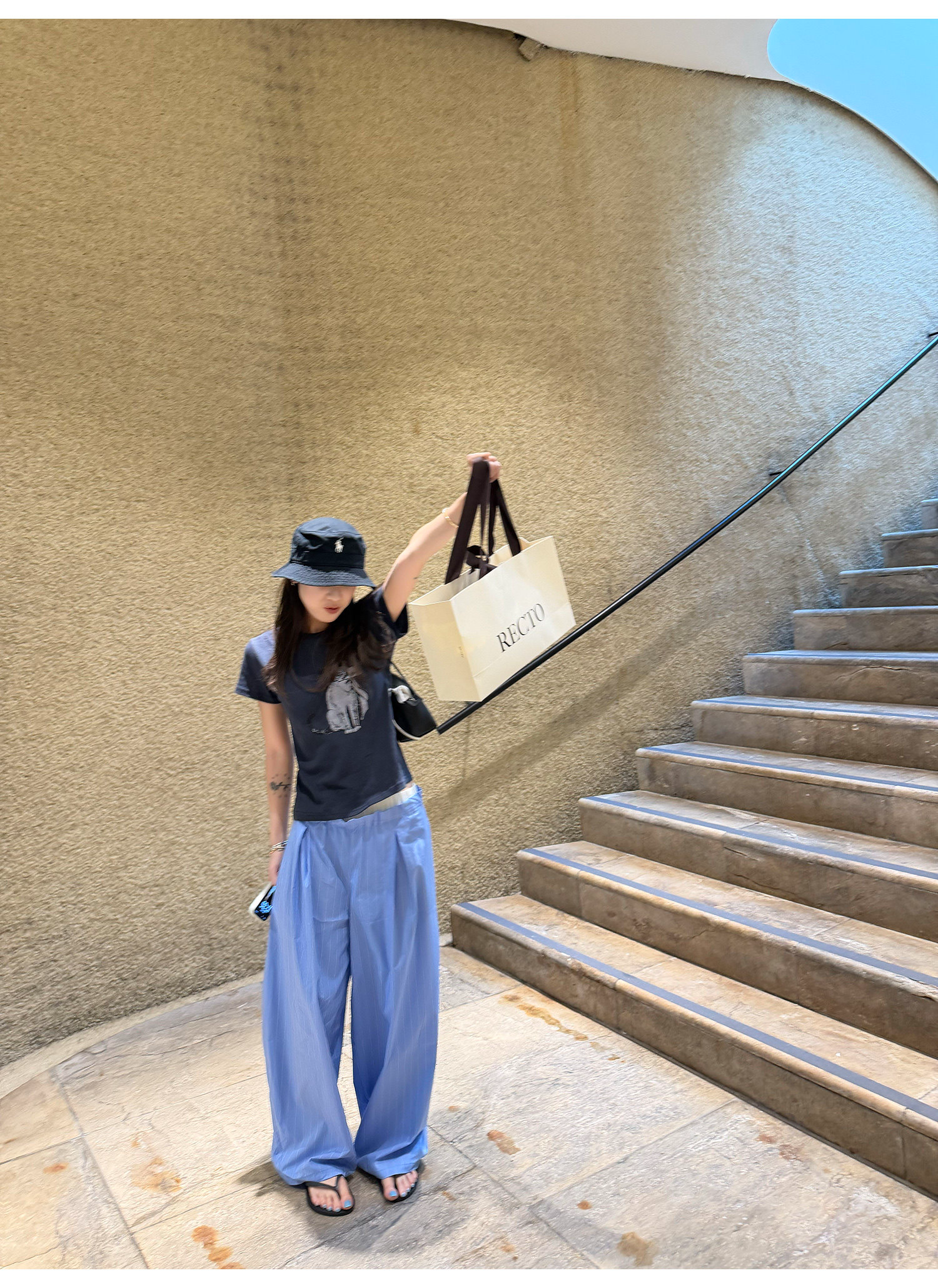LelyMooch 爽やかブルーのバルーンカーブパンツ  LEM363