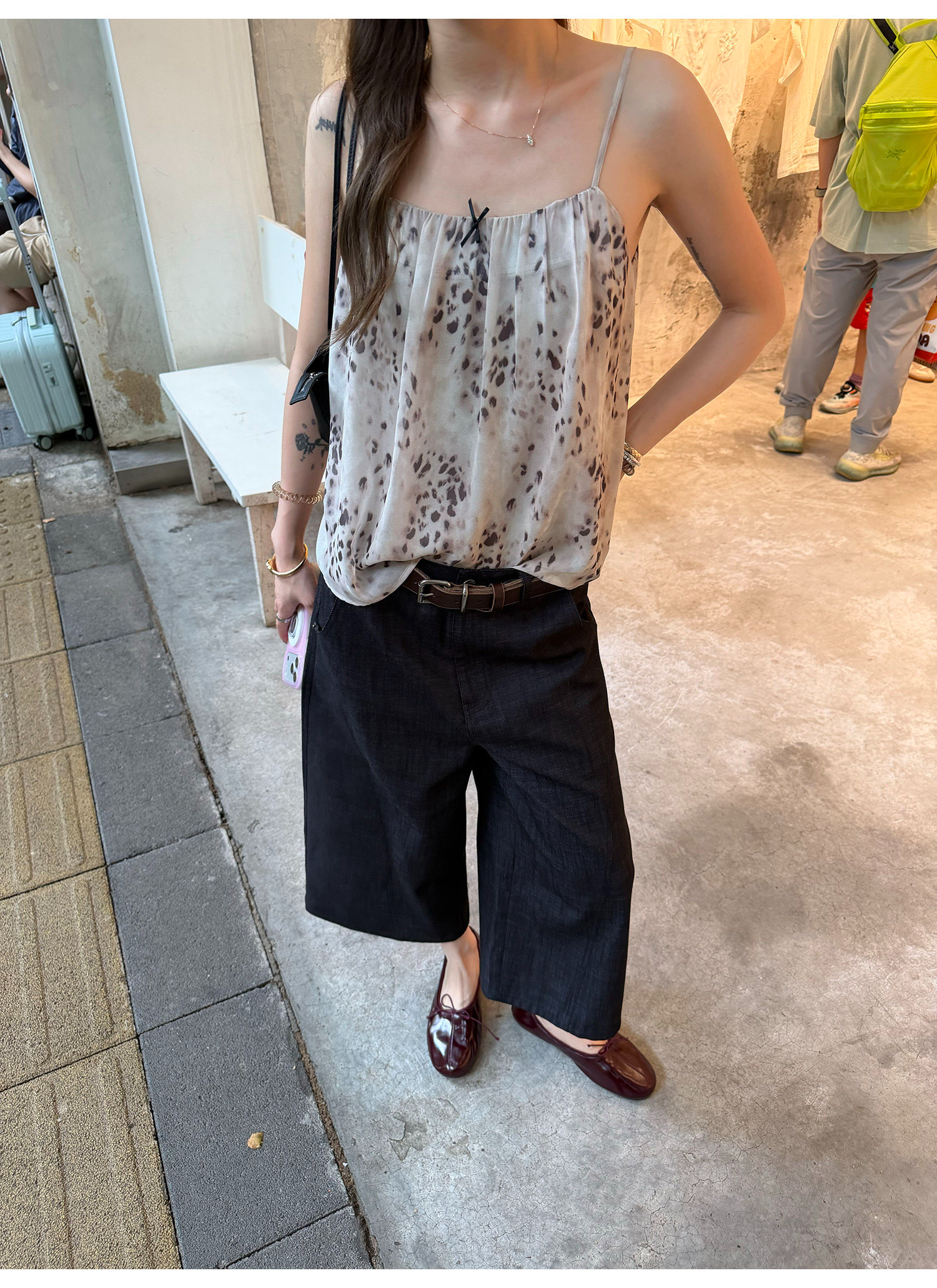 LelyMooch デニム風 スラブ生地 九分丈ワイドパンツ  LEM378