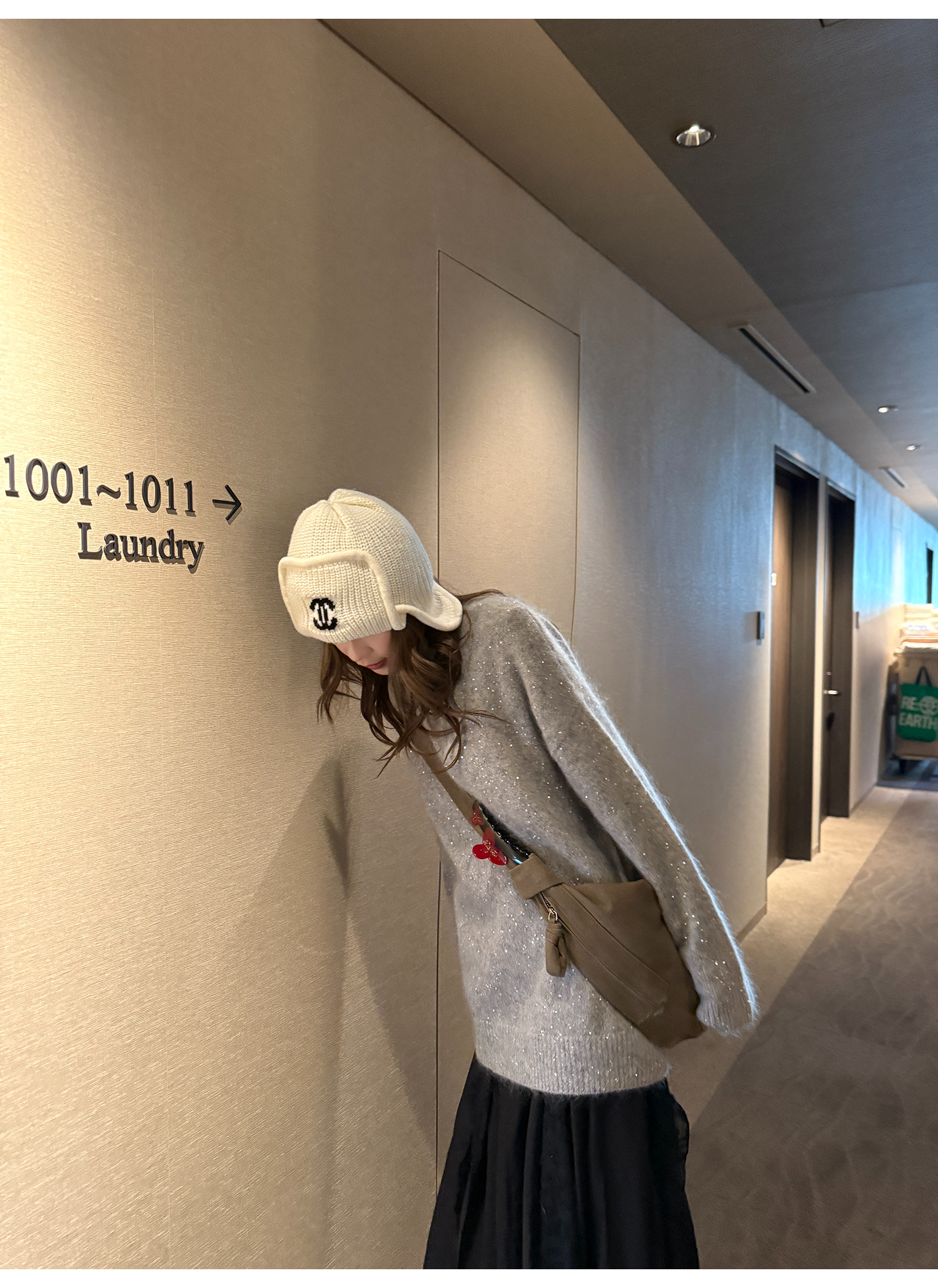 LelyMooch スパンコール入りカシミヤ混ニット  LEM267