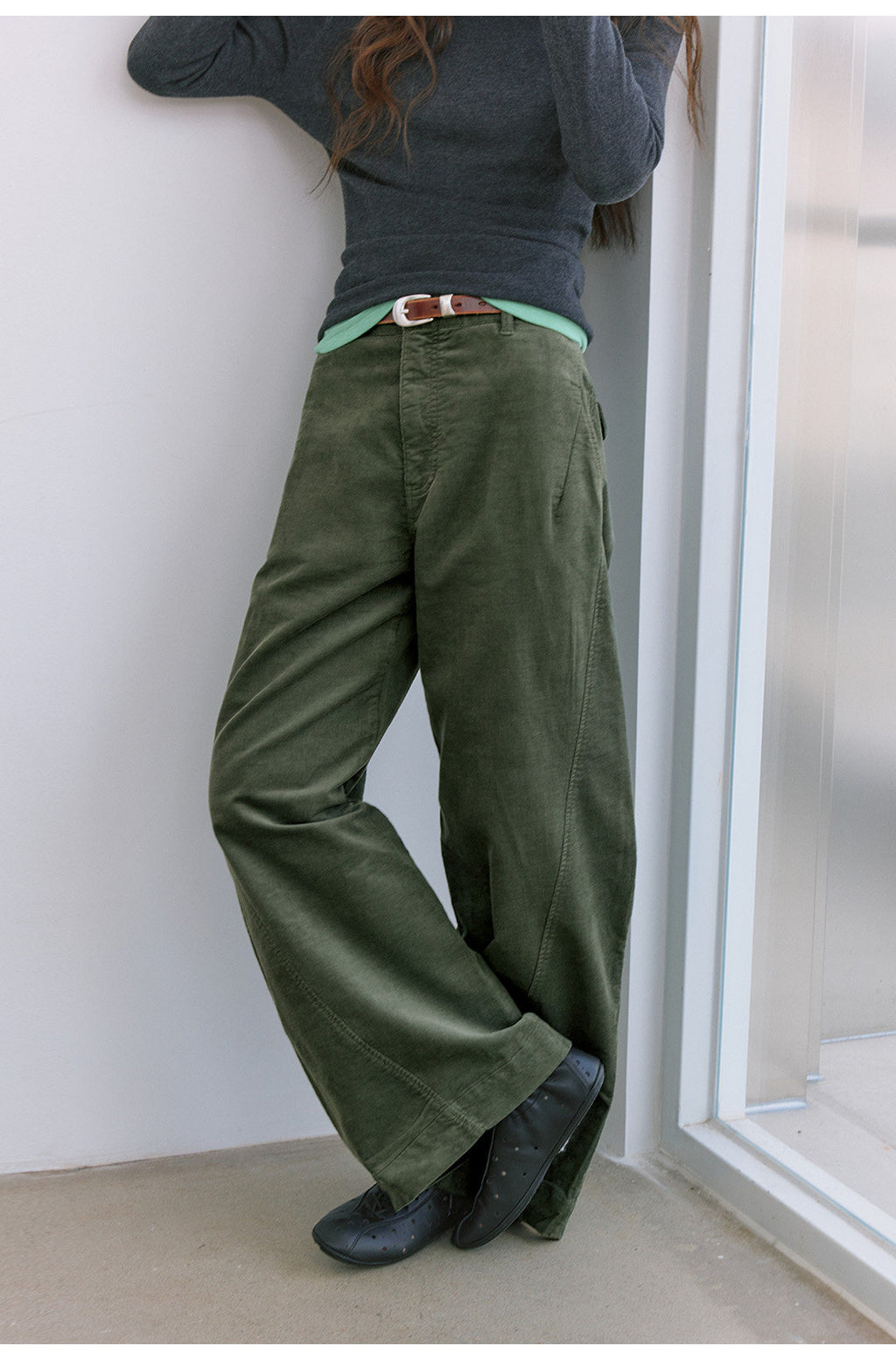プレミアムコーデュロイ カーブパンツ  LOM109
