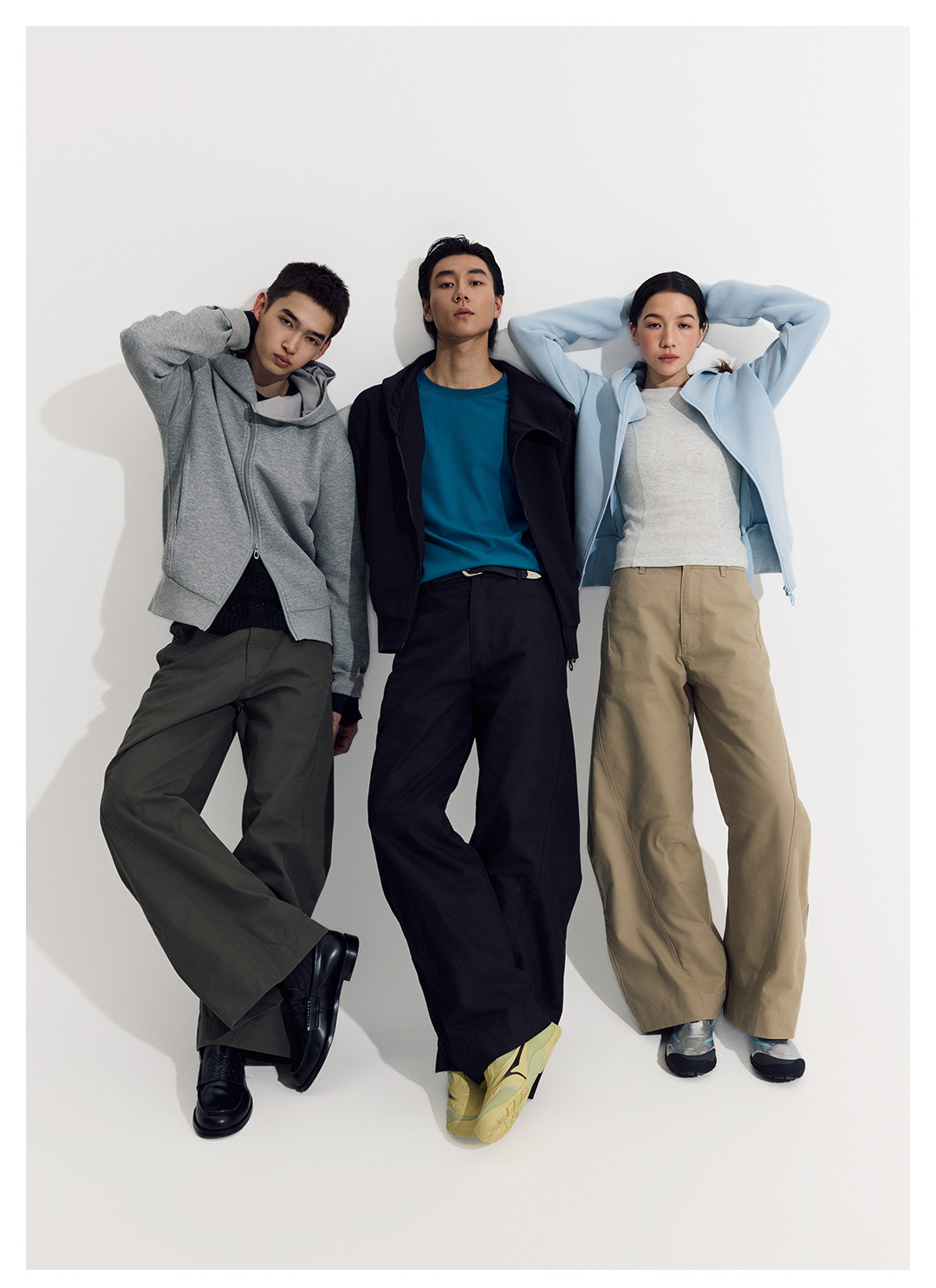 斜めジップ ダンボール素材 パーカー  LOM048