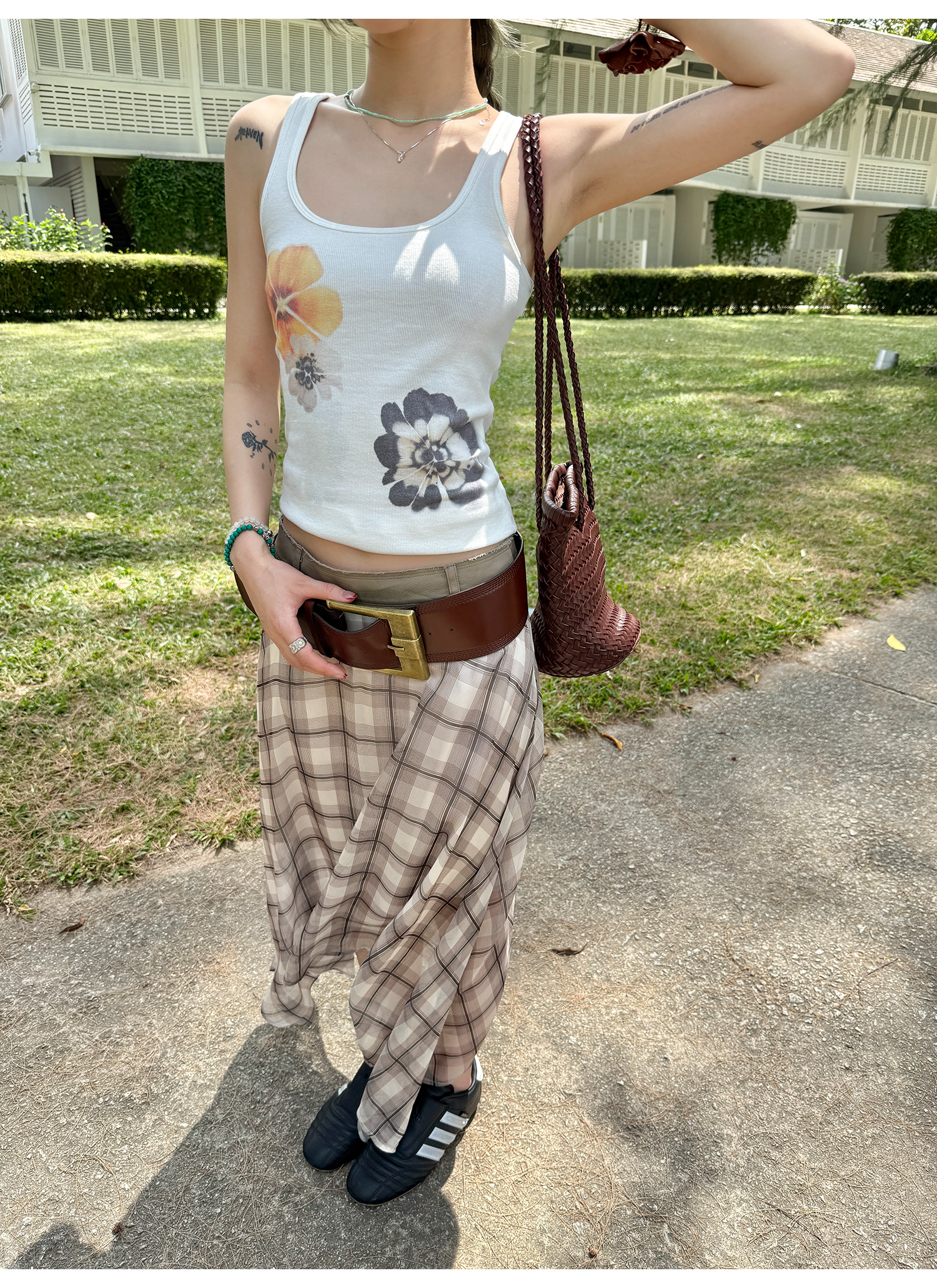 LelyMooch  水彩花柄プリントのリブベスト  LEM095