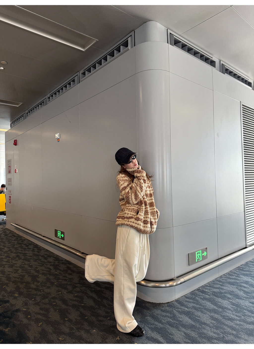 LelyMooch 裏起毛 タックイージーパンツ  LEM286