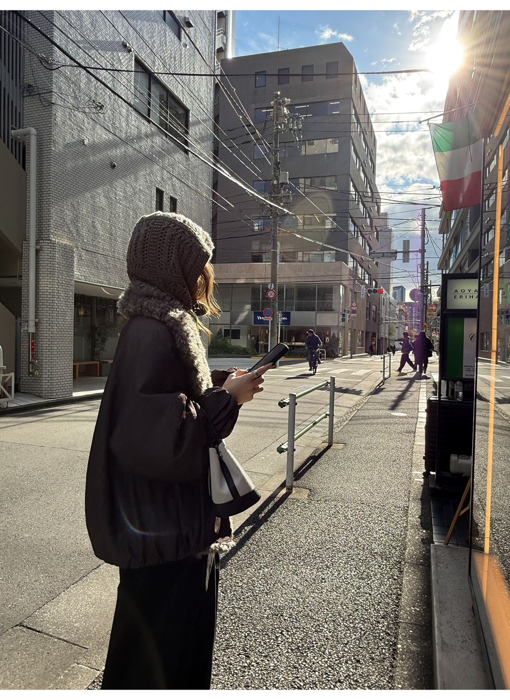 LelyMooch 光沢バイカラーブルゾン｜ボア切替×トグルボタン  LEM280