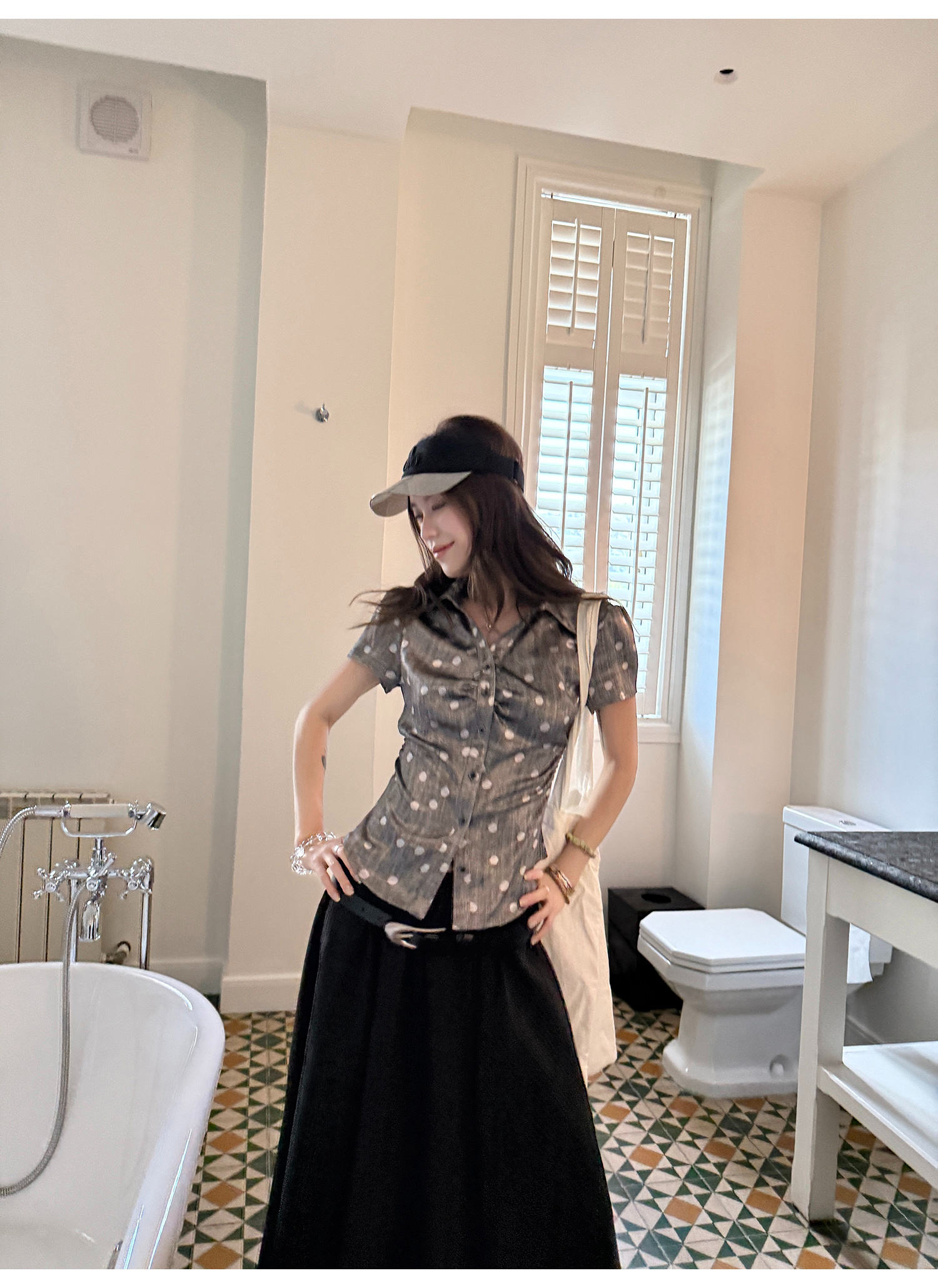 LelyMooch ドット柄サテンブラウス  LEM213