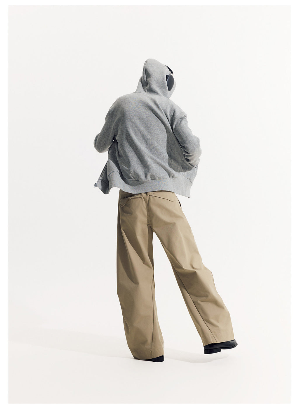 LOM030同型 軽やかな春夏素材 立体カーブワイドパンツ  LOM051