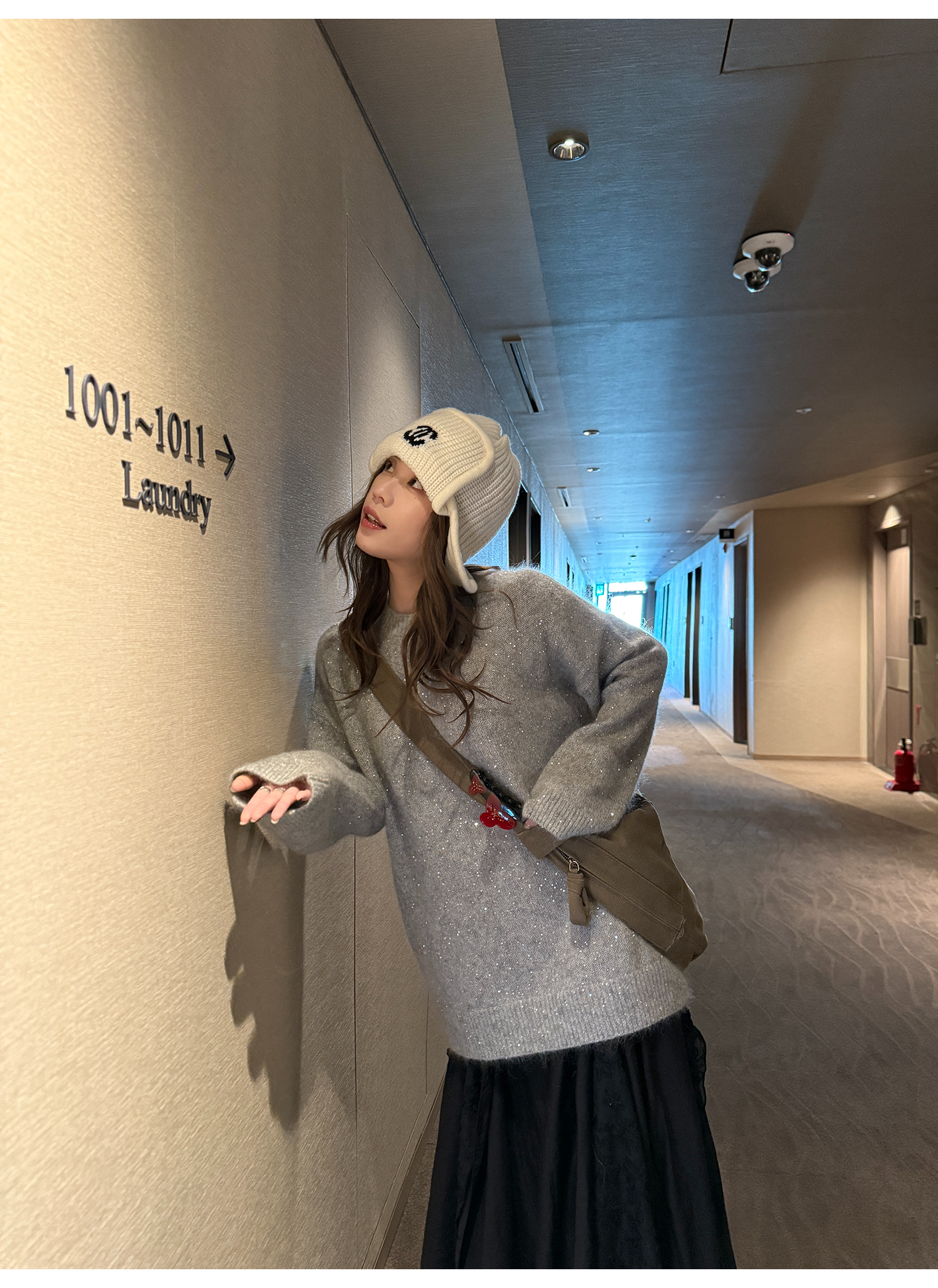 LelyMooch スパンコール入りカシミヤ混ニット  LEM267