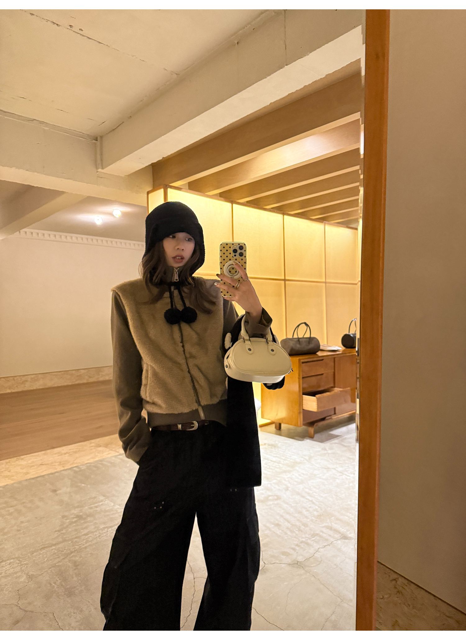 LelyMooch フェイクファー切り替え立ち襟コート  LEM252