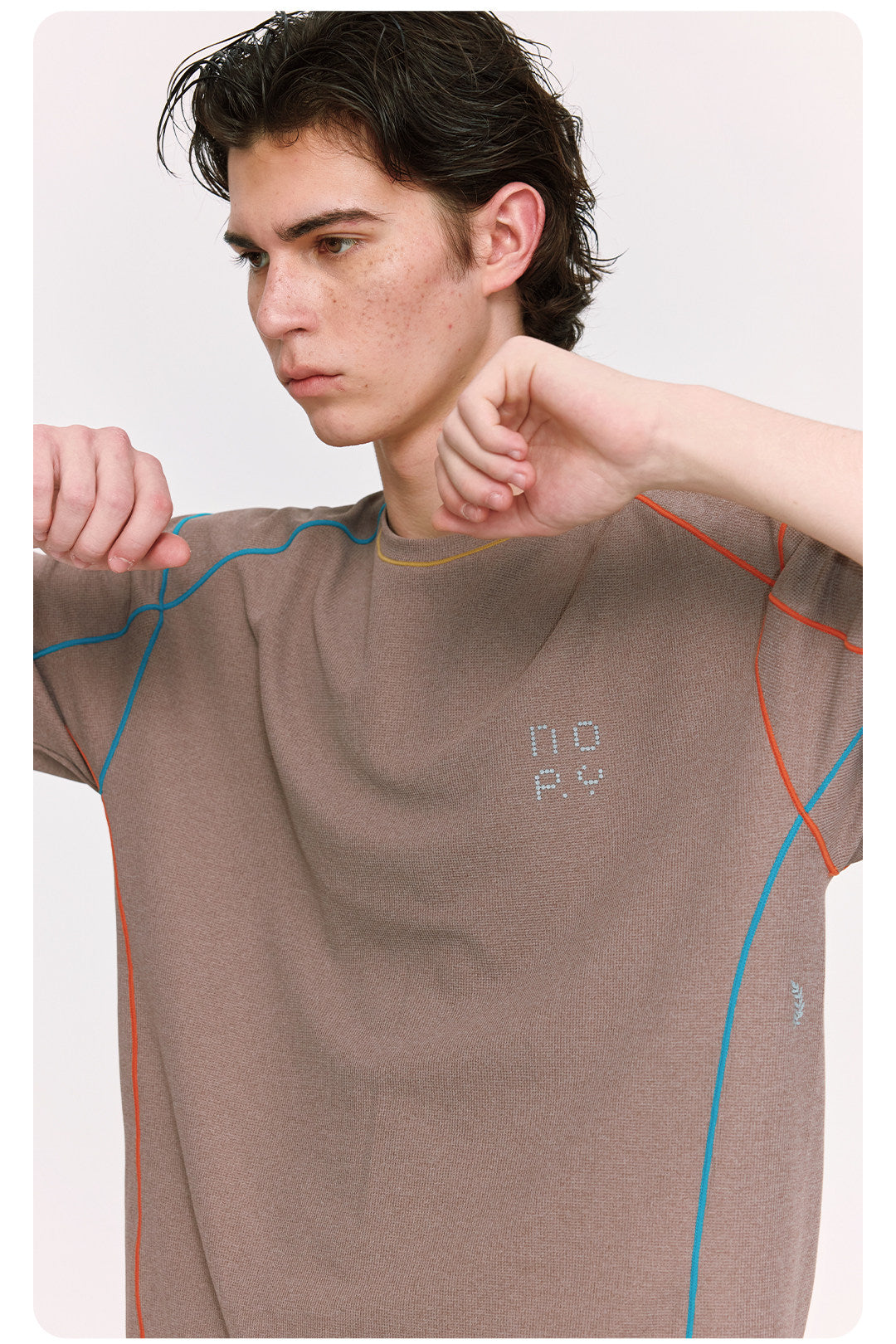 ゆったり着られる 配色ステッチ半袖Tシャツ  LOM074