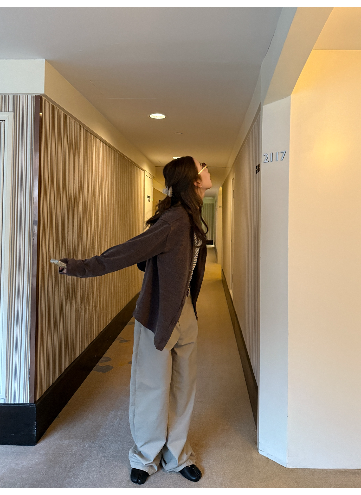 LelyMooch Vネック フェイクウールカーディガン 秋LEM234