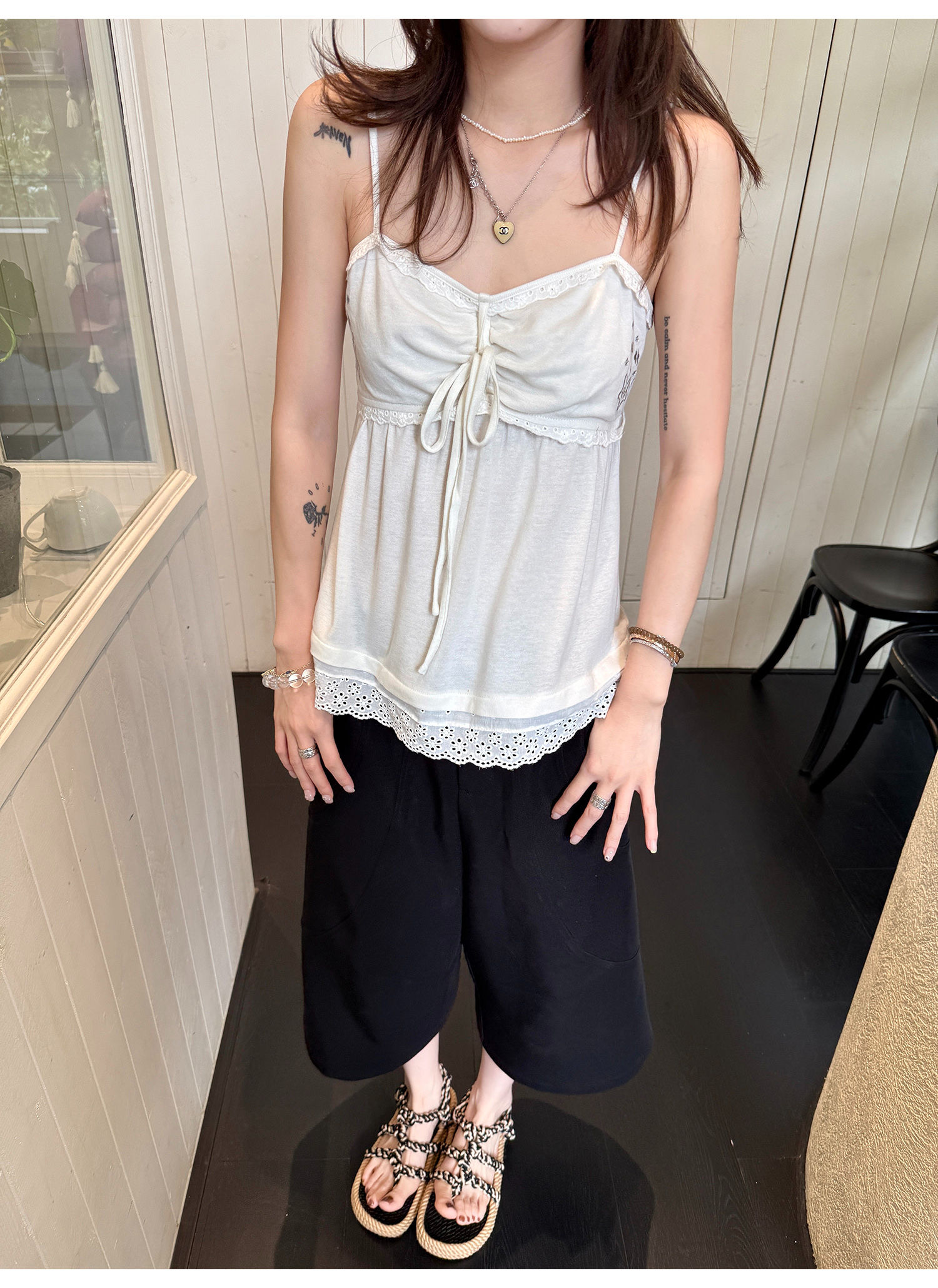 LelyMooch 刺繍入りテンセルキャミ  LEM206