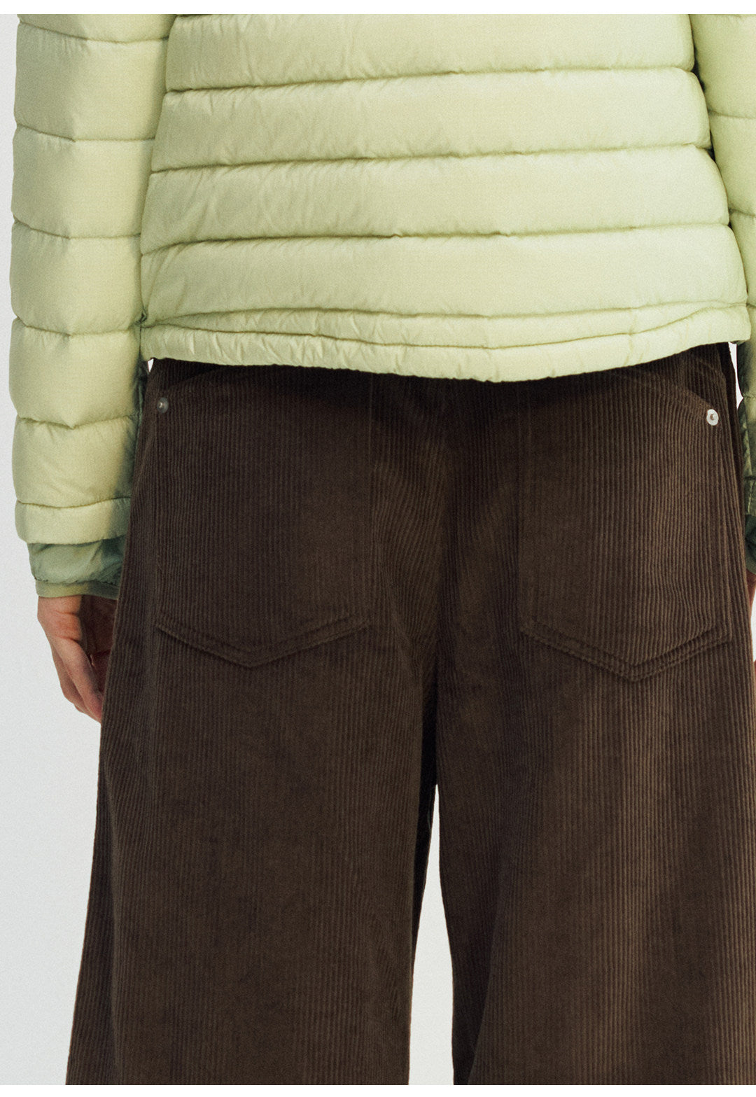 コーデュロイパンツ・立体カーブシルエット  LOM035