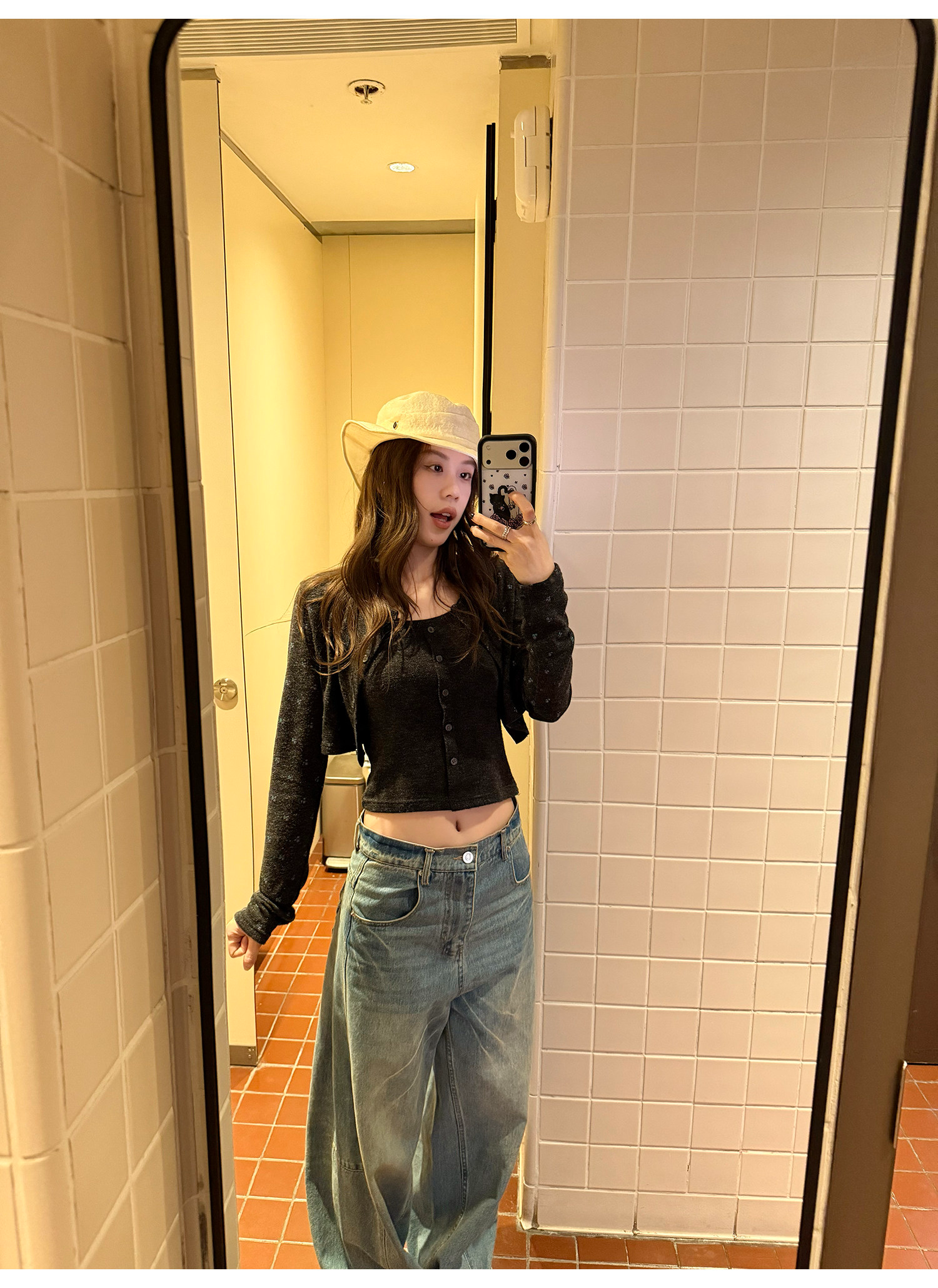 LelyMooch 春夏ムード漂う ひび割れ加工 カーブデニム  LEM316