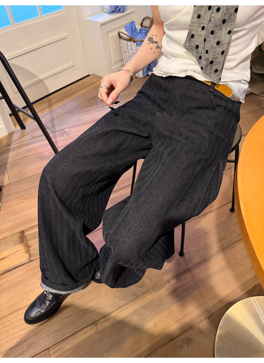 LelyMooch 黒グレー縞柄 すっきりストレートデニム　LEM319