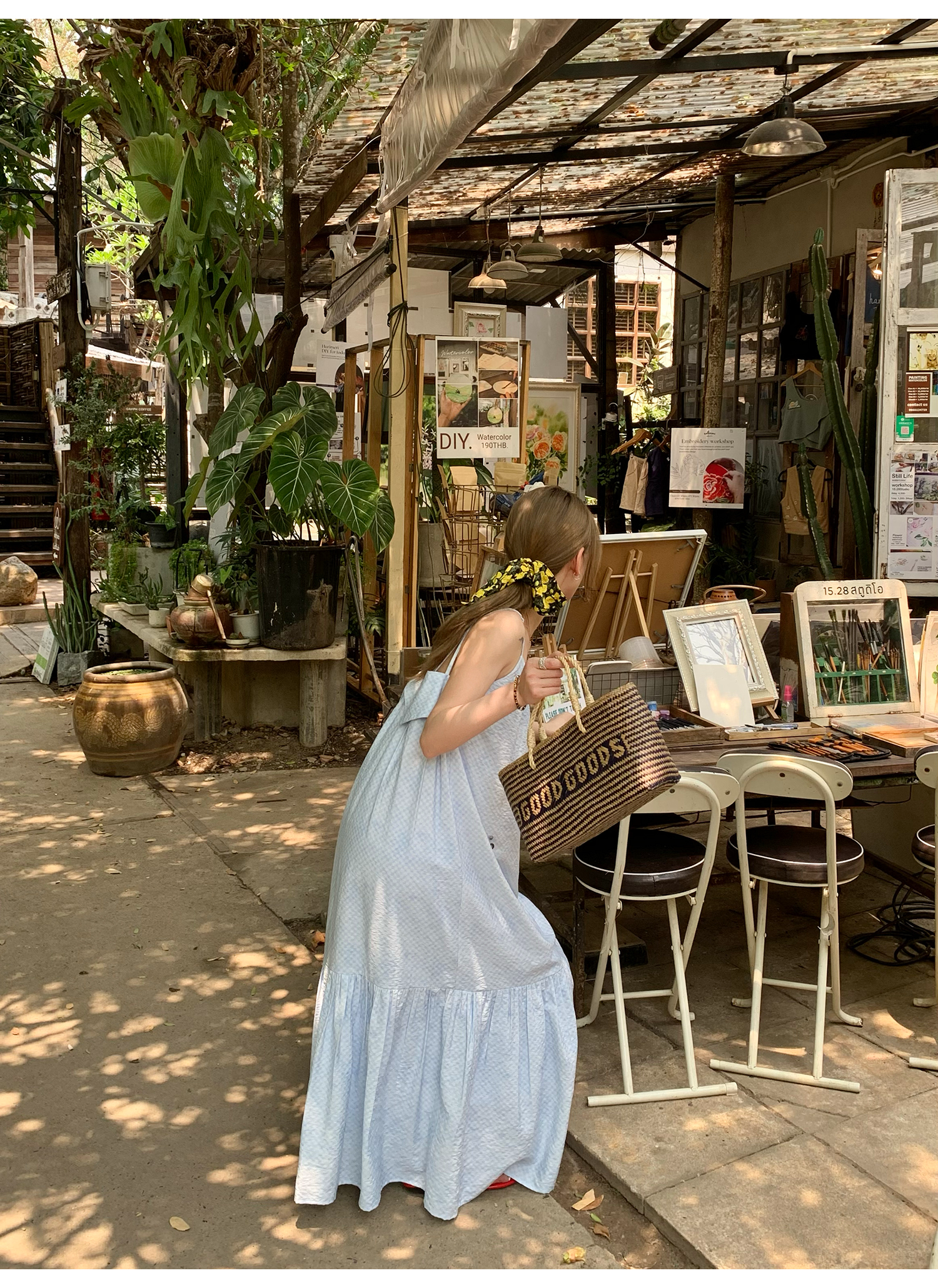 LelyMooch 花モチーフ付き ブルーキャミワンピース  LEM144