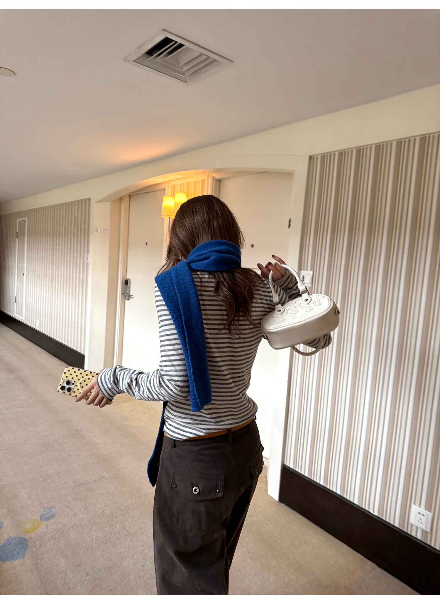 LelyMooch ふんわりグレーボーダーニット  LEM240