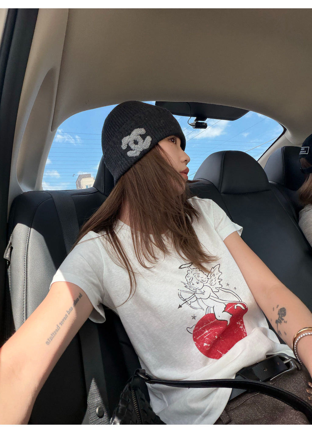 LelyMooch キューピッドプリントTシャツ  LEM397