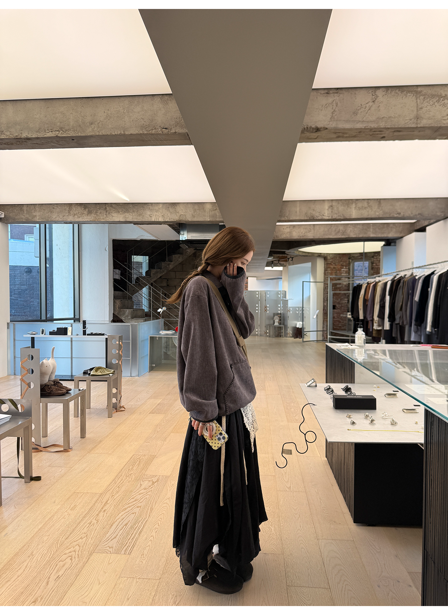 LelyMooch ステッチ入り立ち襟スウェット  LEM253