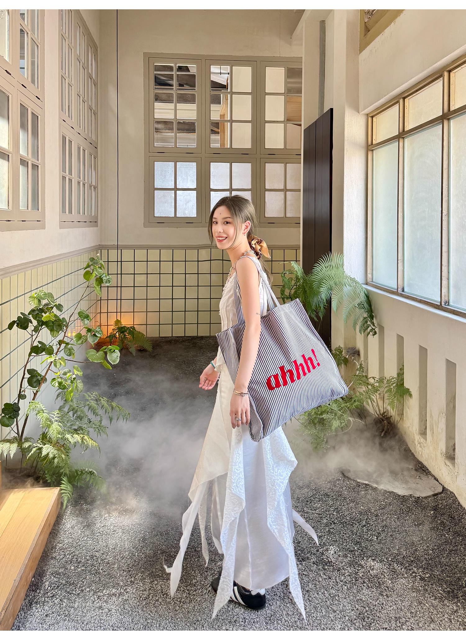 LelyMooch  重厚レース×光沢サテンスカート  LEM097