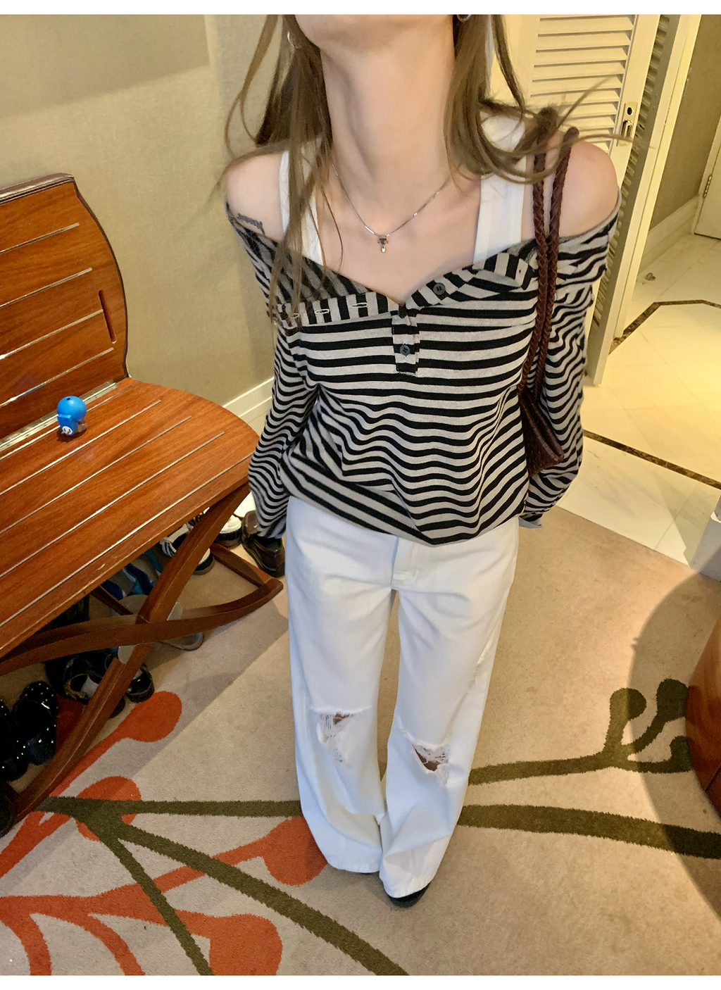 LelyMooch  オフショルダー ストライプ ロンTシャツ  LEM120