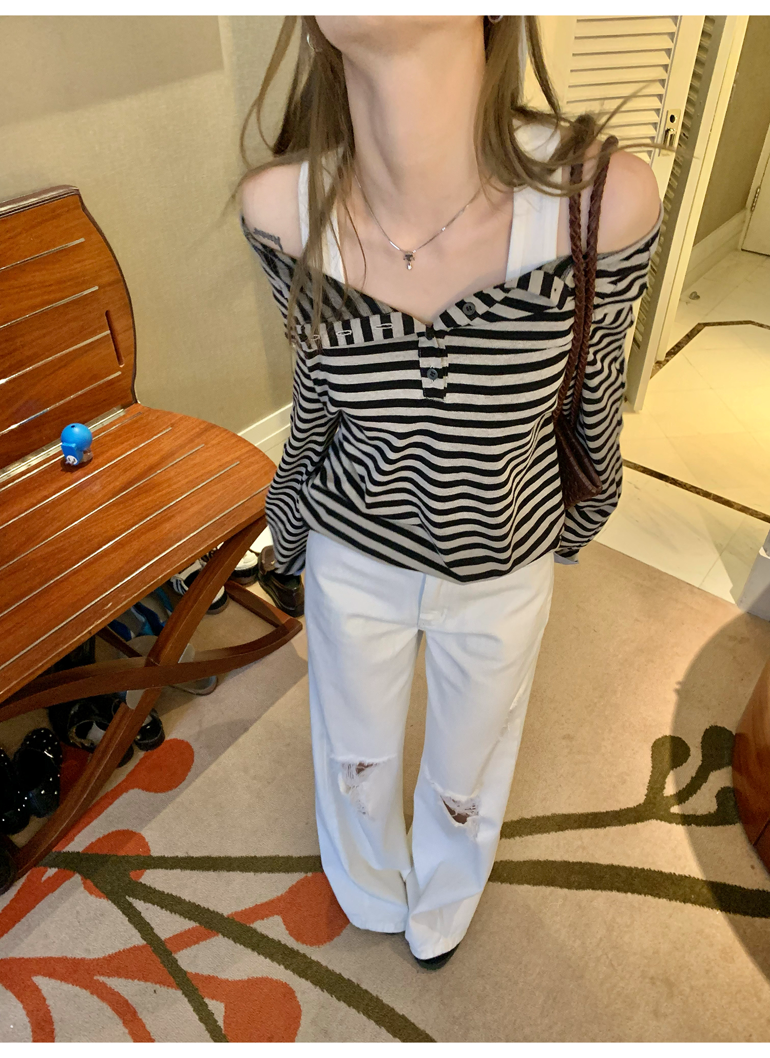 LelyMooch  オフショルダー ストライプ ロンTシャツ  LEM120