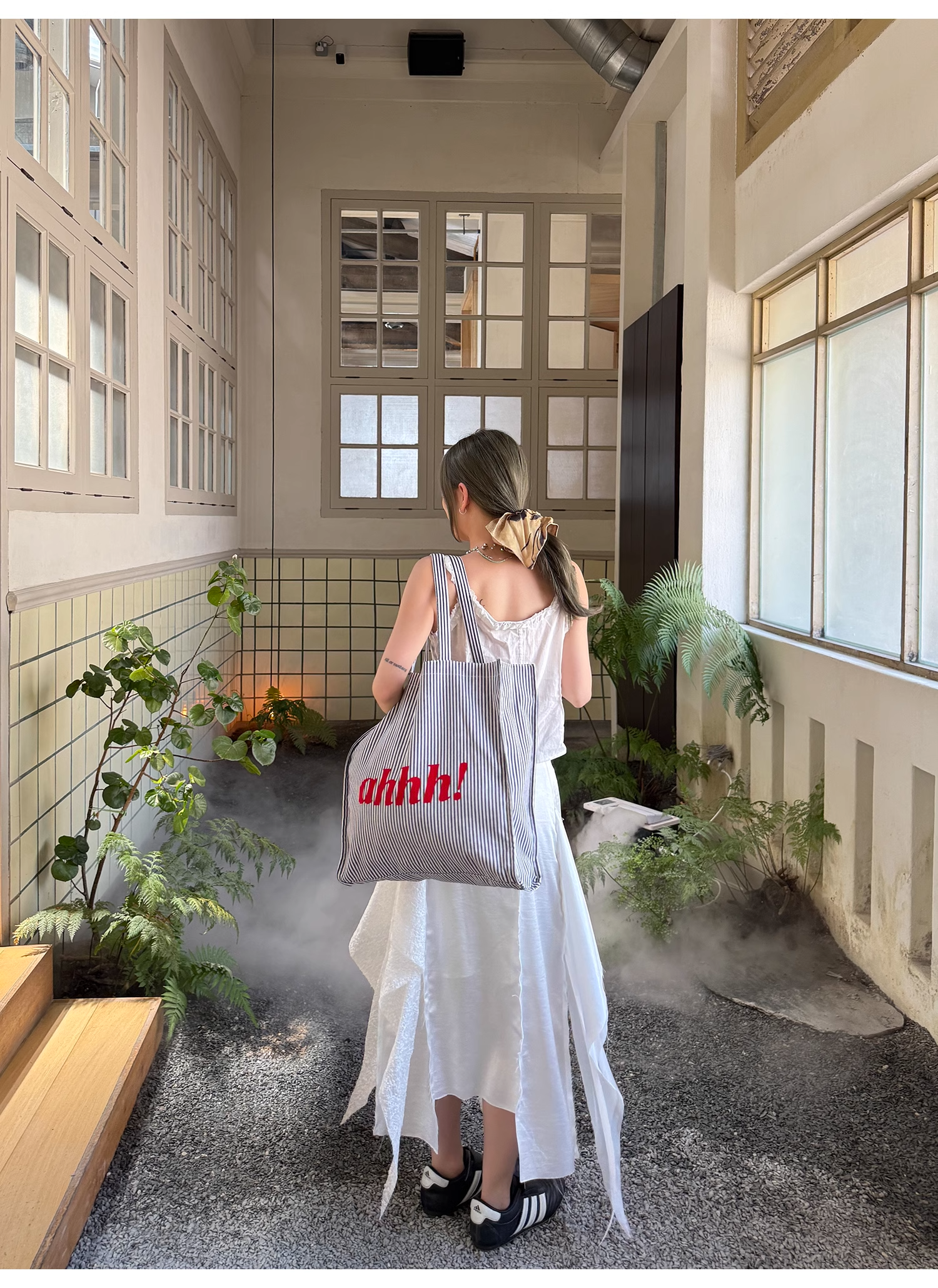 LelyMooch  重厚レース×光沢サテンスカート  LEM097