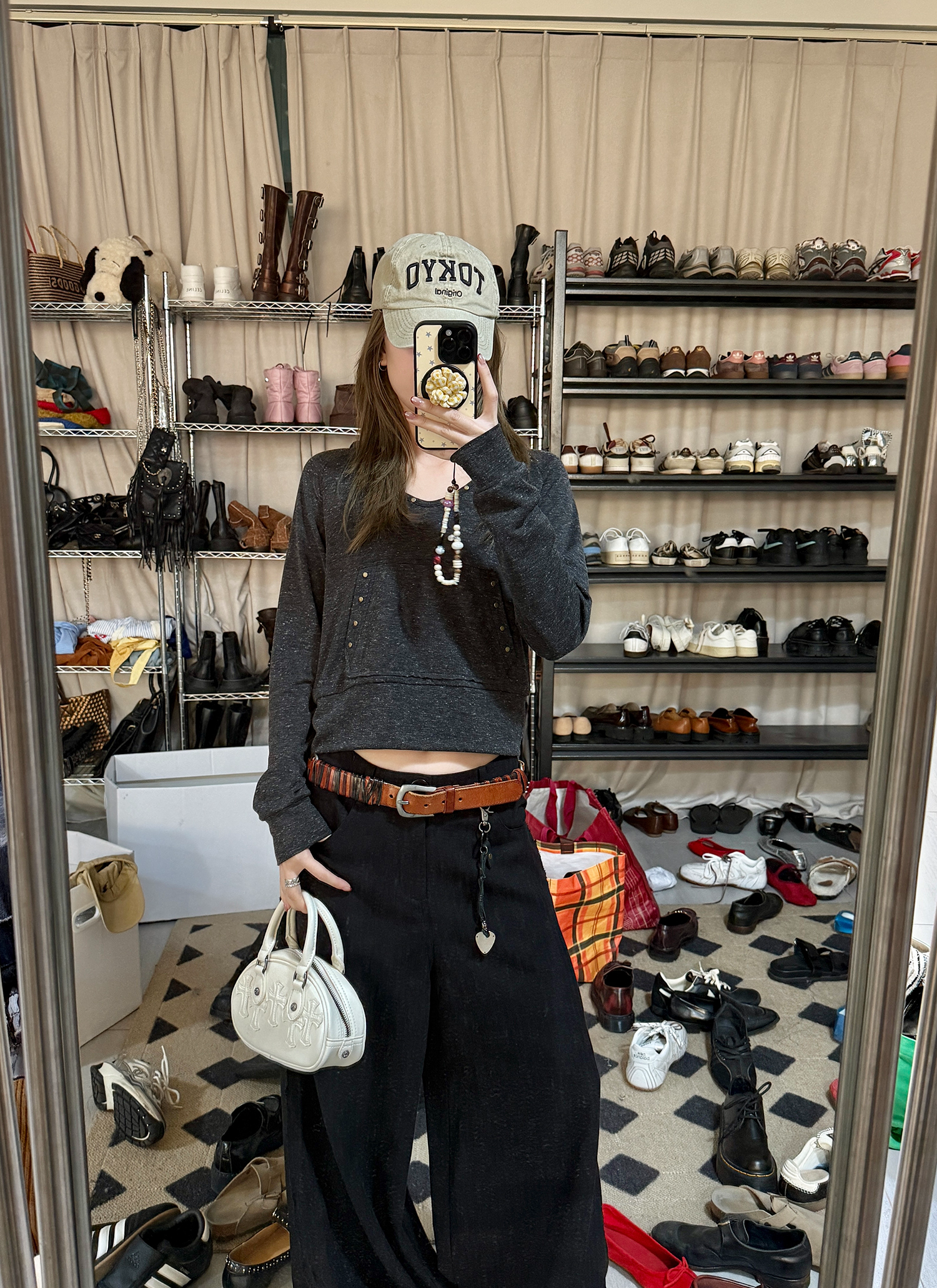 LelyMooch  シルエット抜群　ワイドスラックス  LEM121