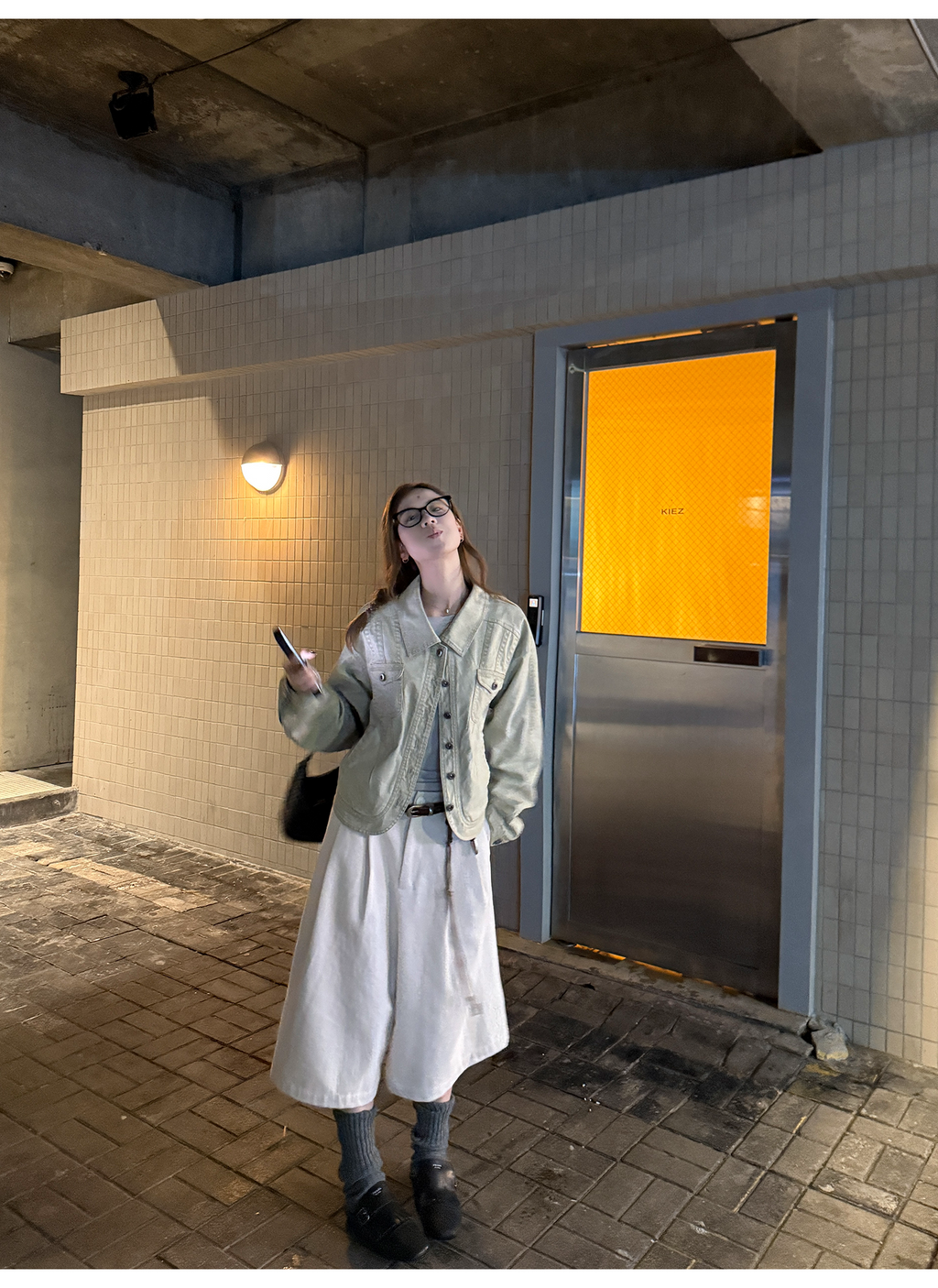 LelyMooch 起毛コットン ベージュクロップドパンツ  LEM255